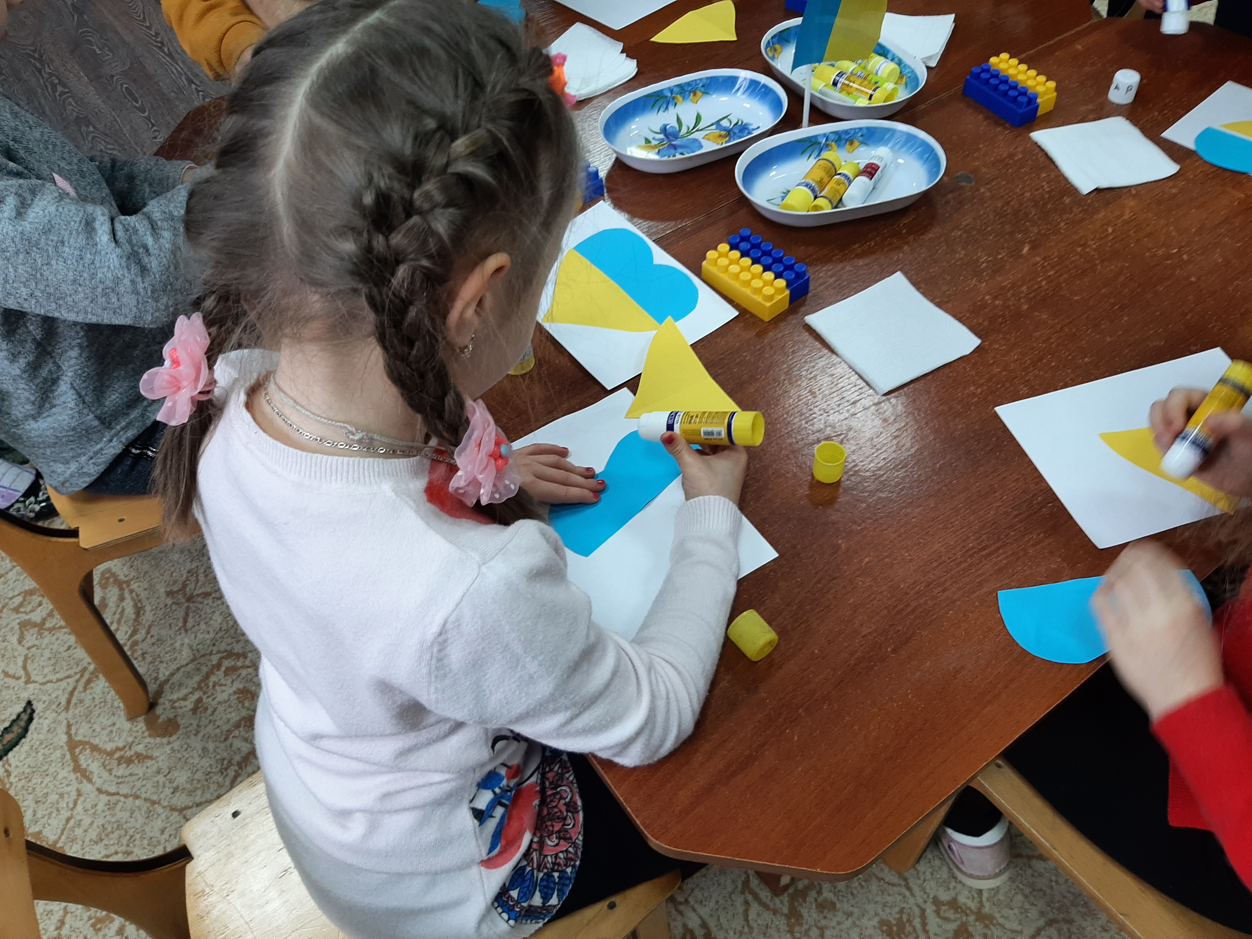 Фото без опису