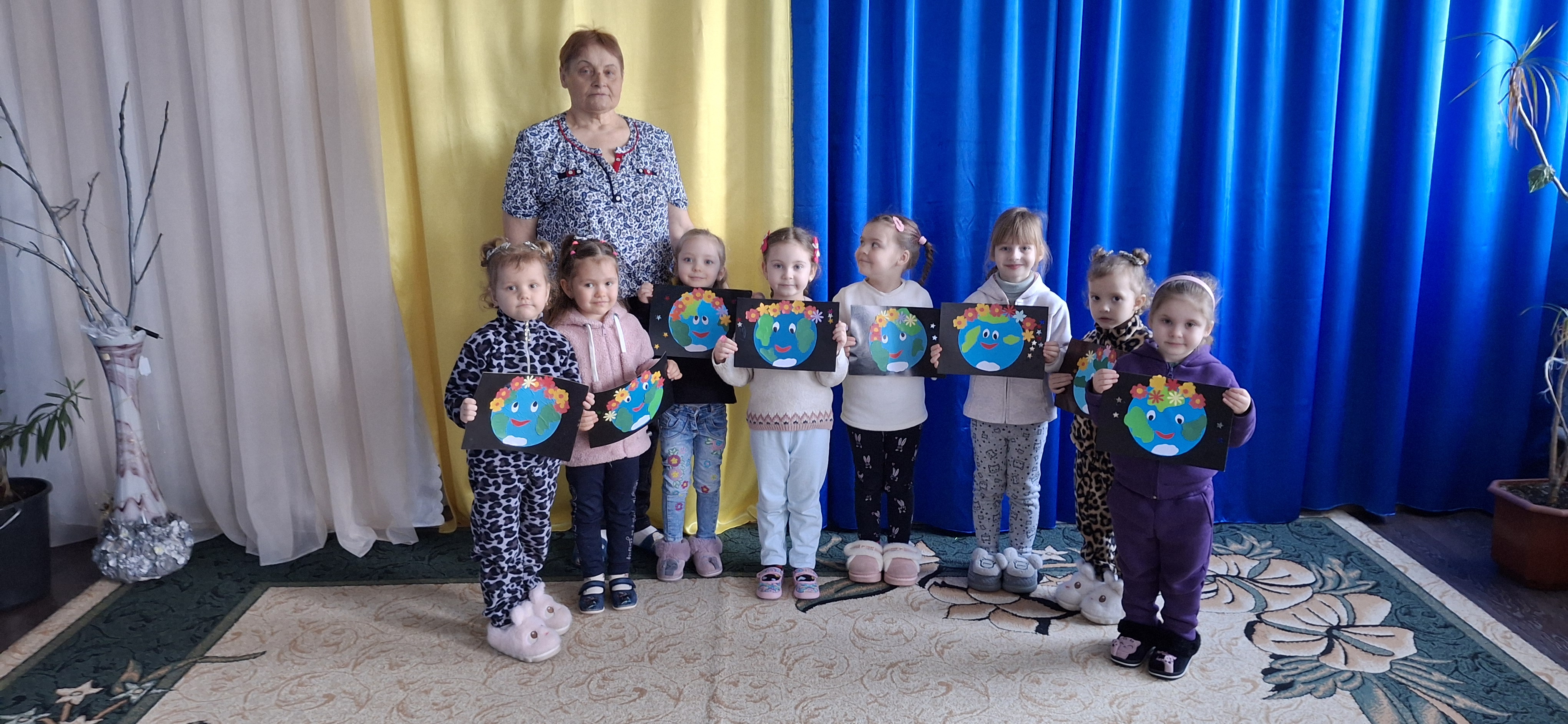 Фото без опису