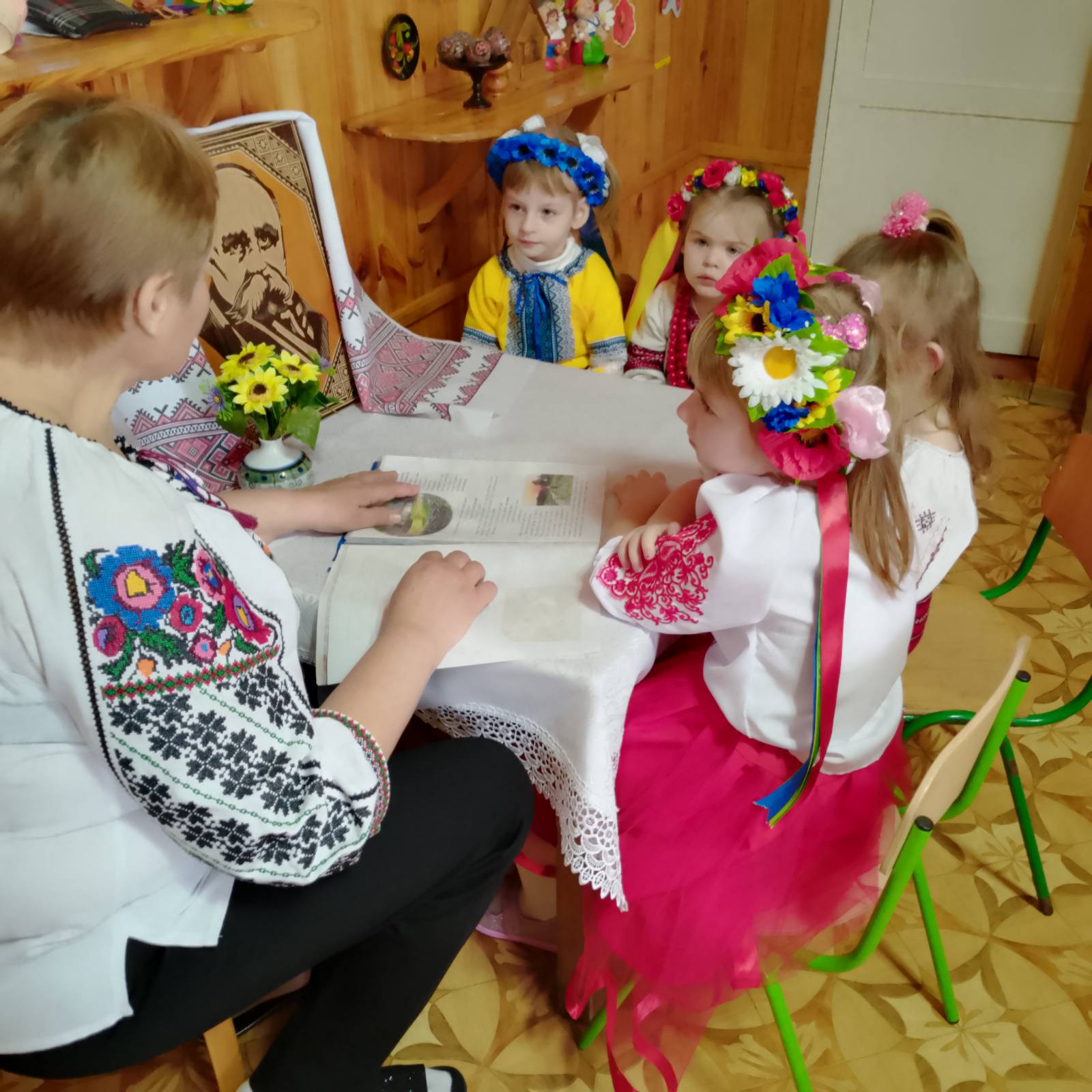 Фото без опису