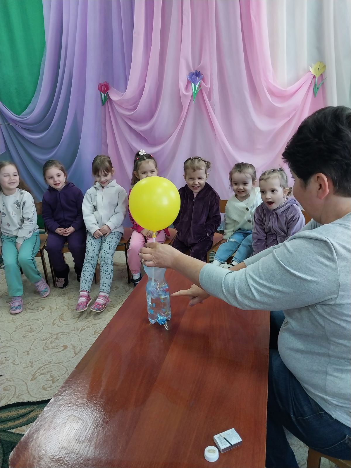 Фото без опису