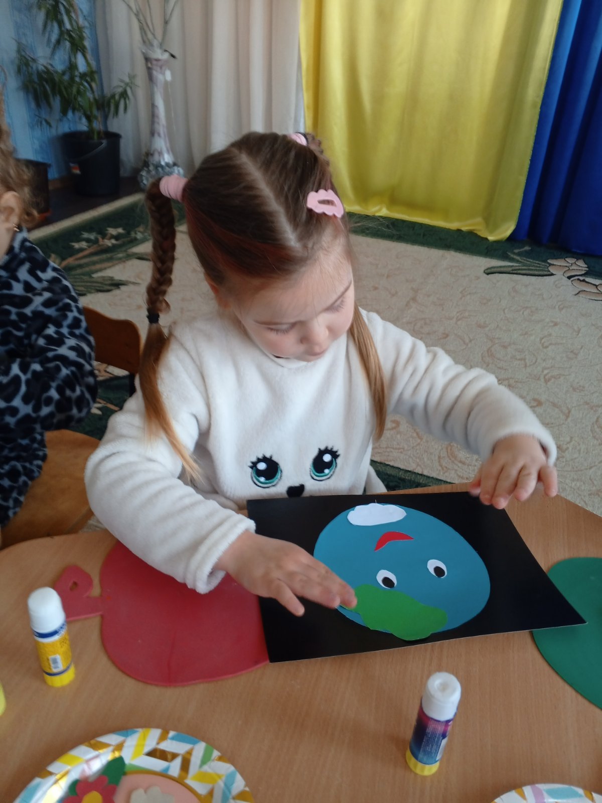 Фото без опису