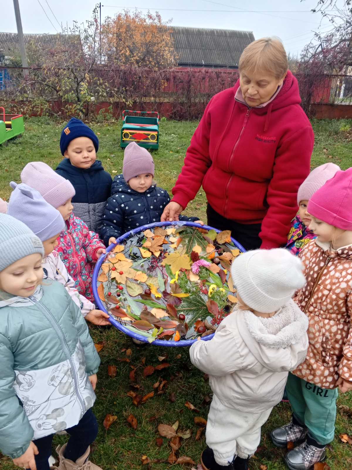 Фото без опису