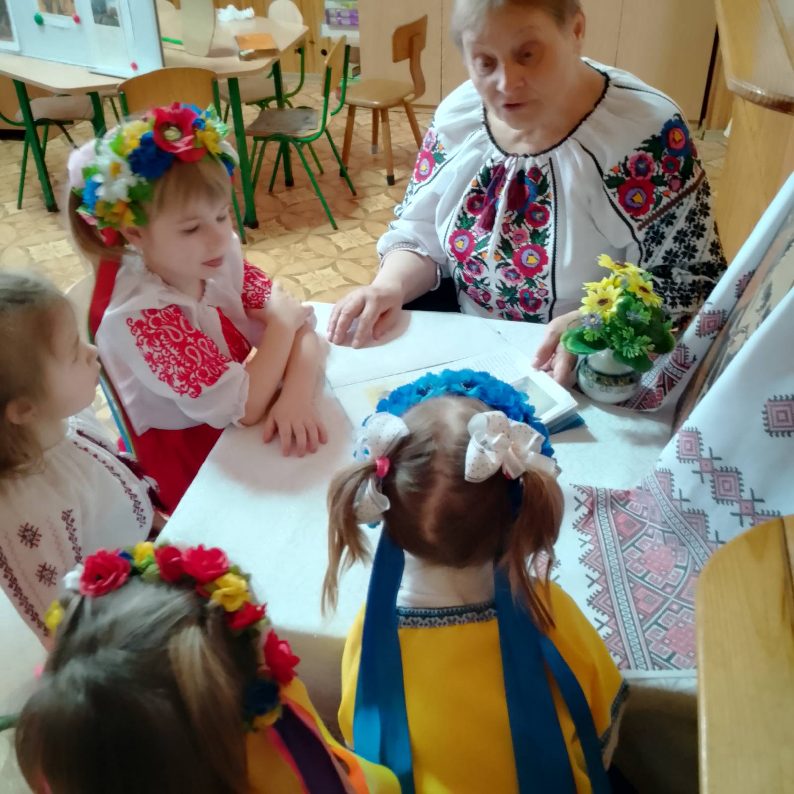 Фото без опису