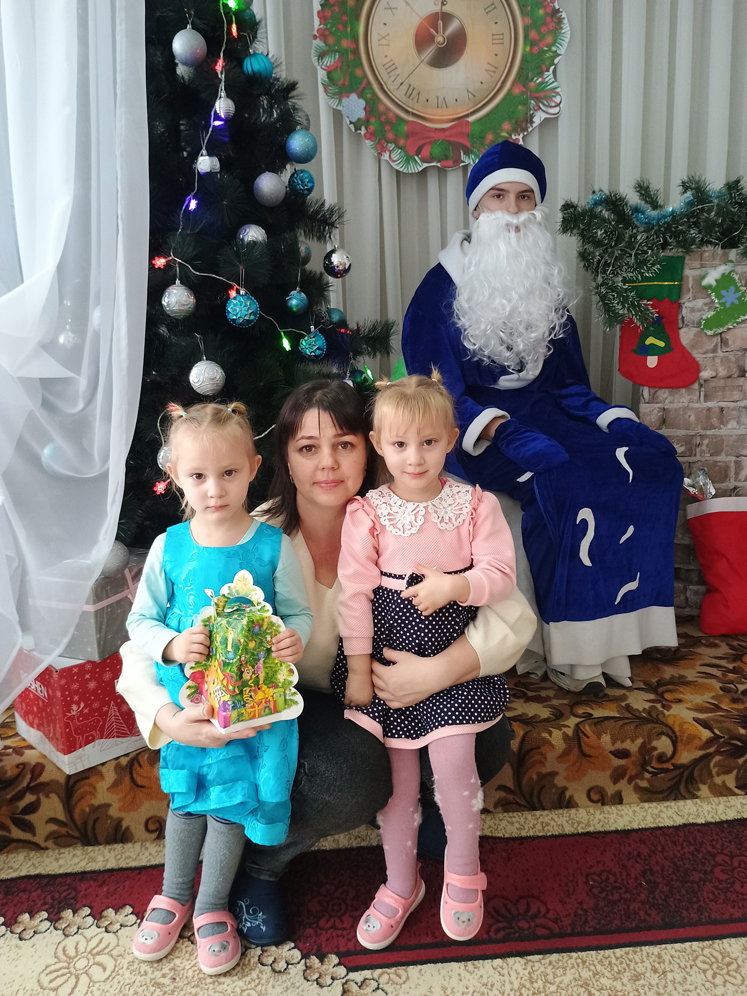 Фото без опису