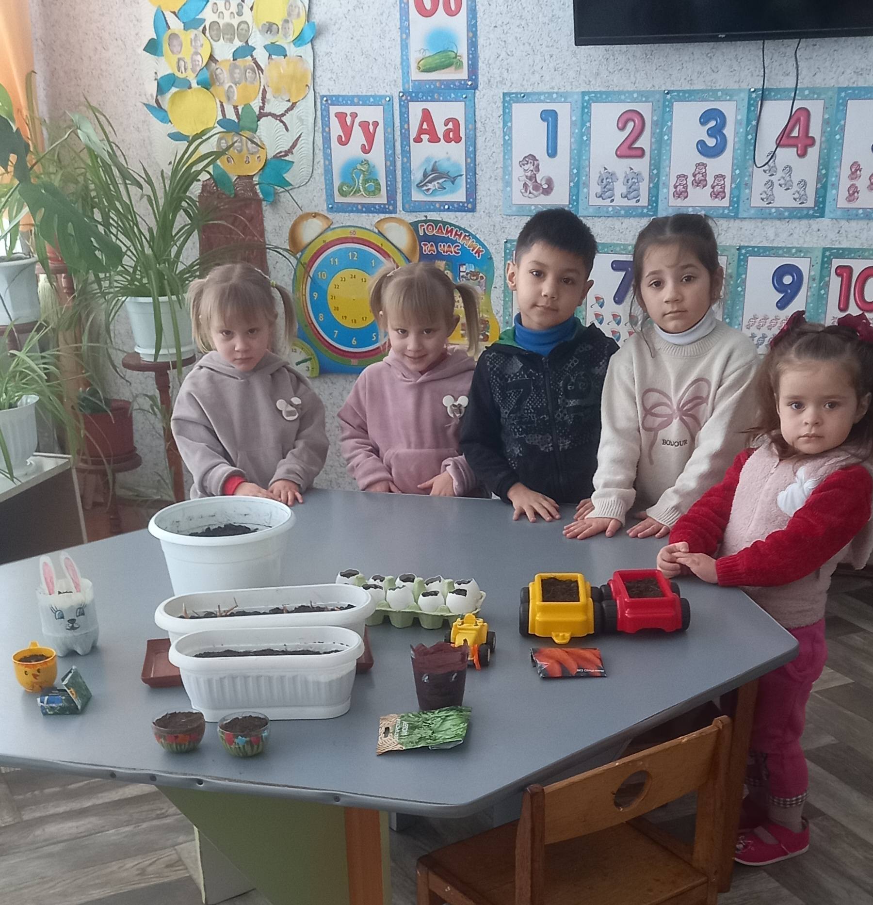 Фото без опису