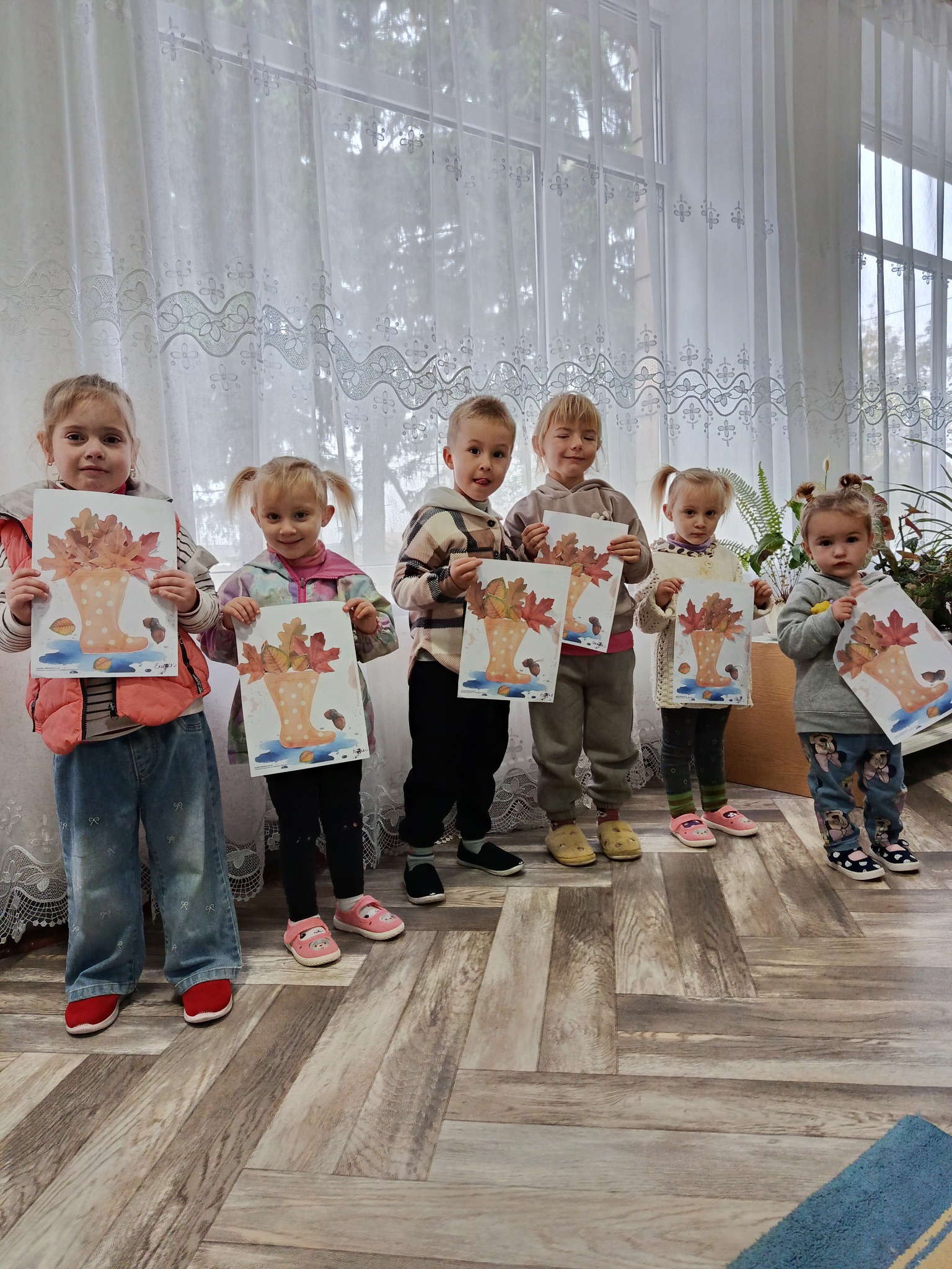 Фото без опису
