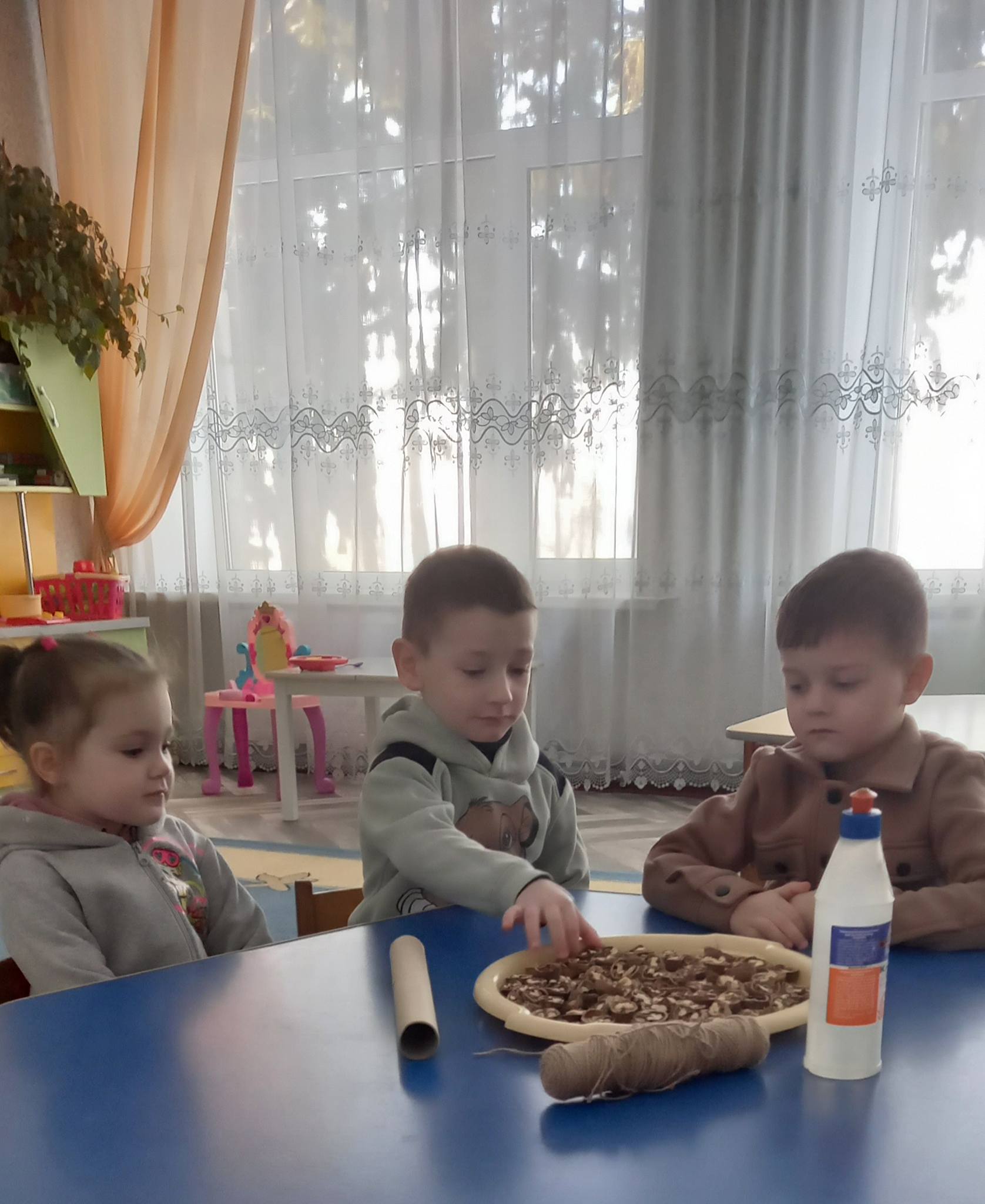 Фото без опису