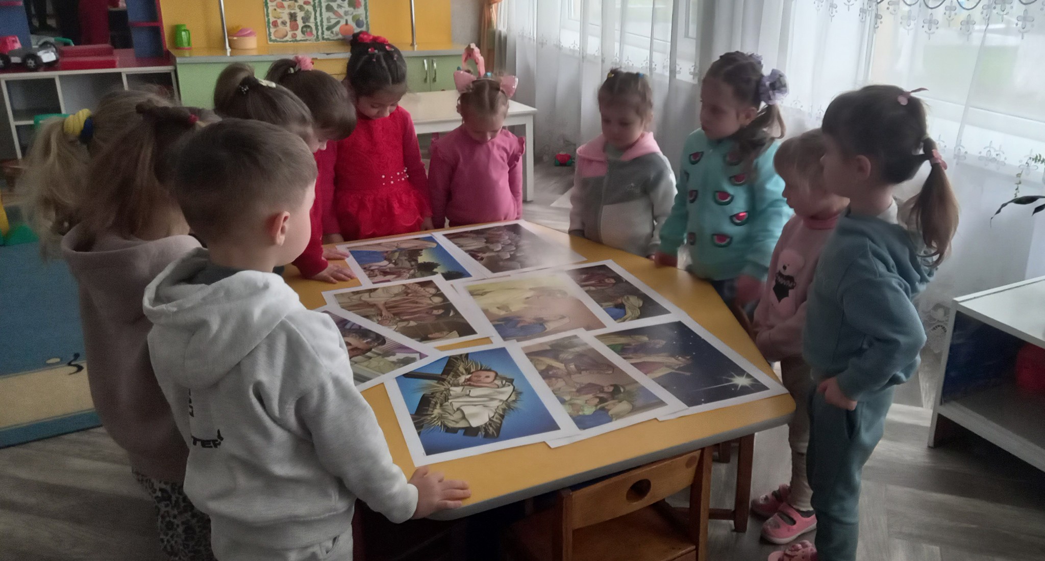 Фото без опису