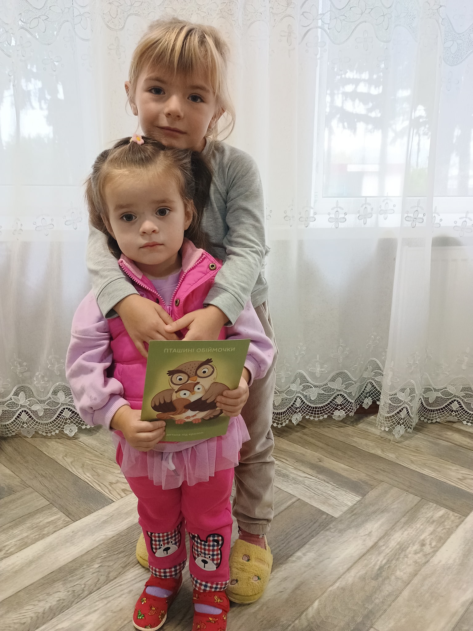 Фото без опису