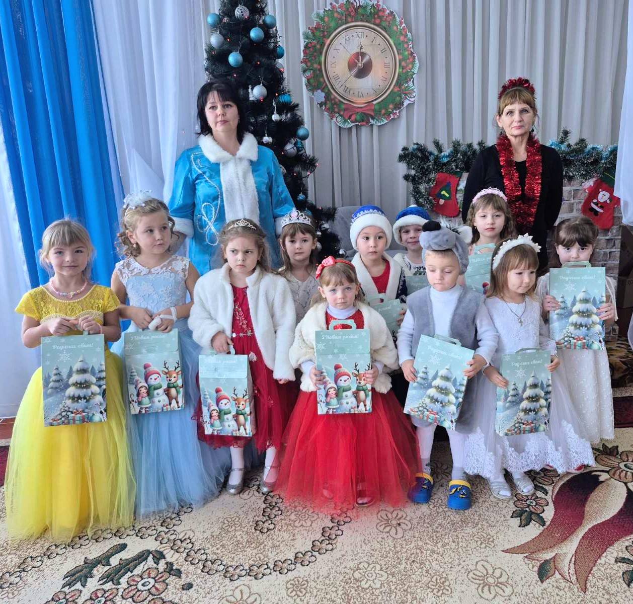 Фото без опису