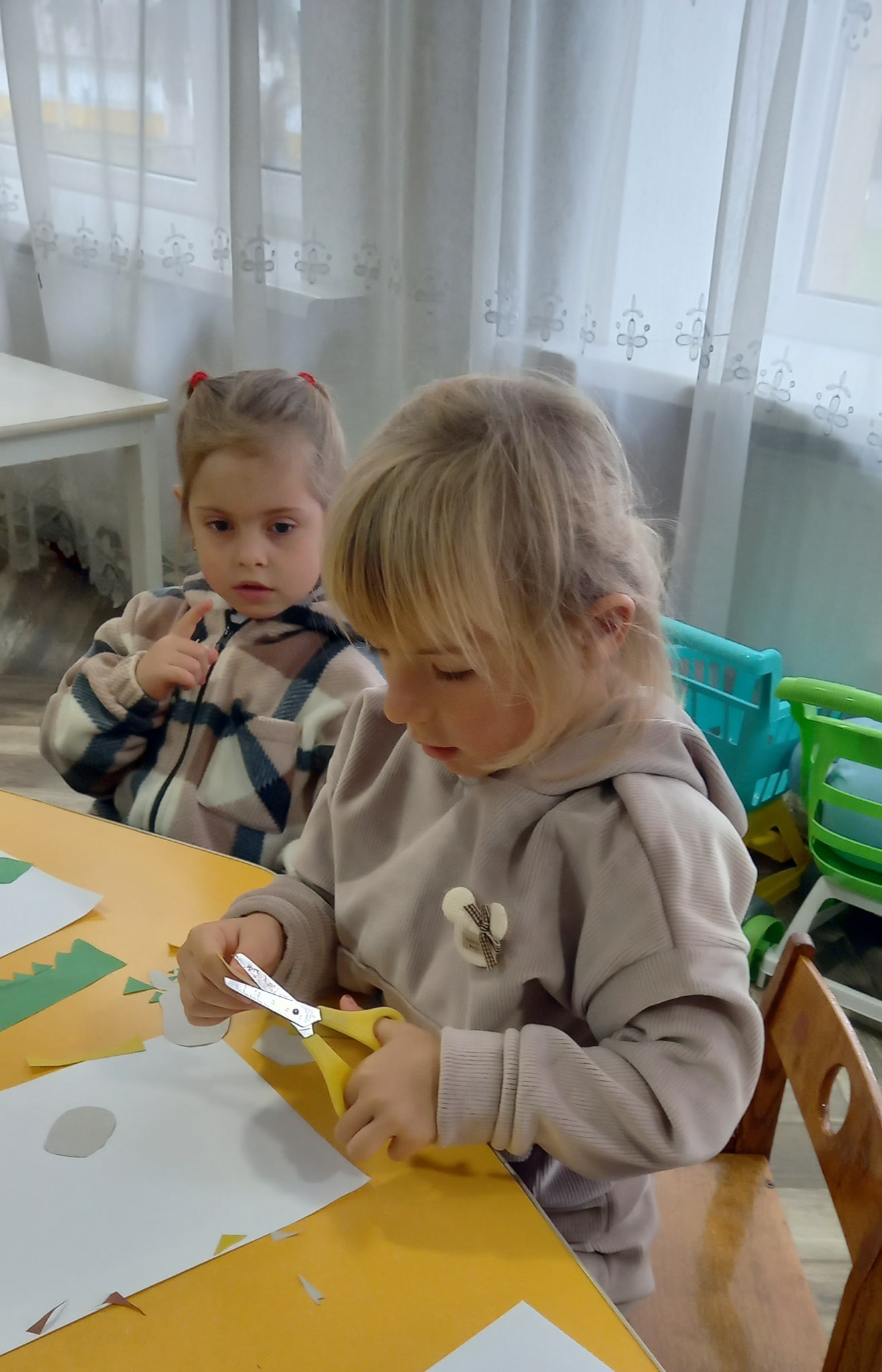 Фото без опису