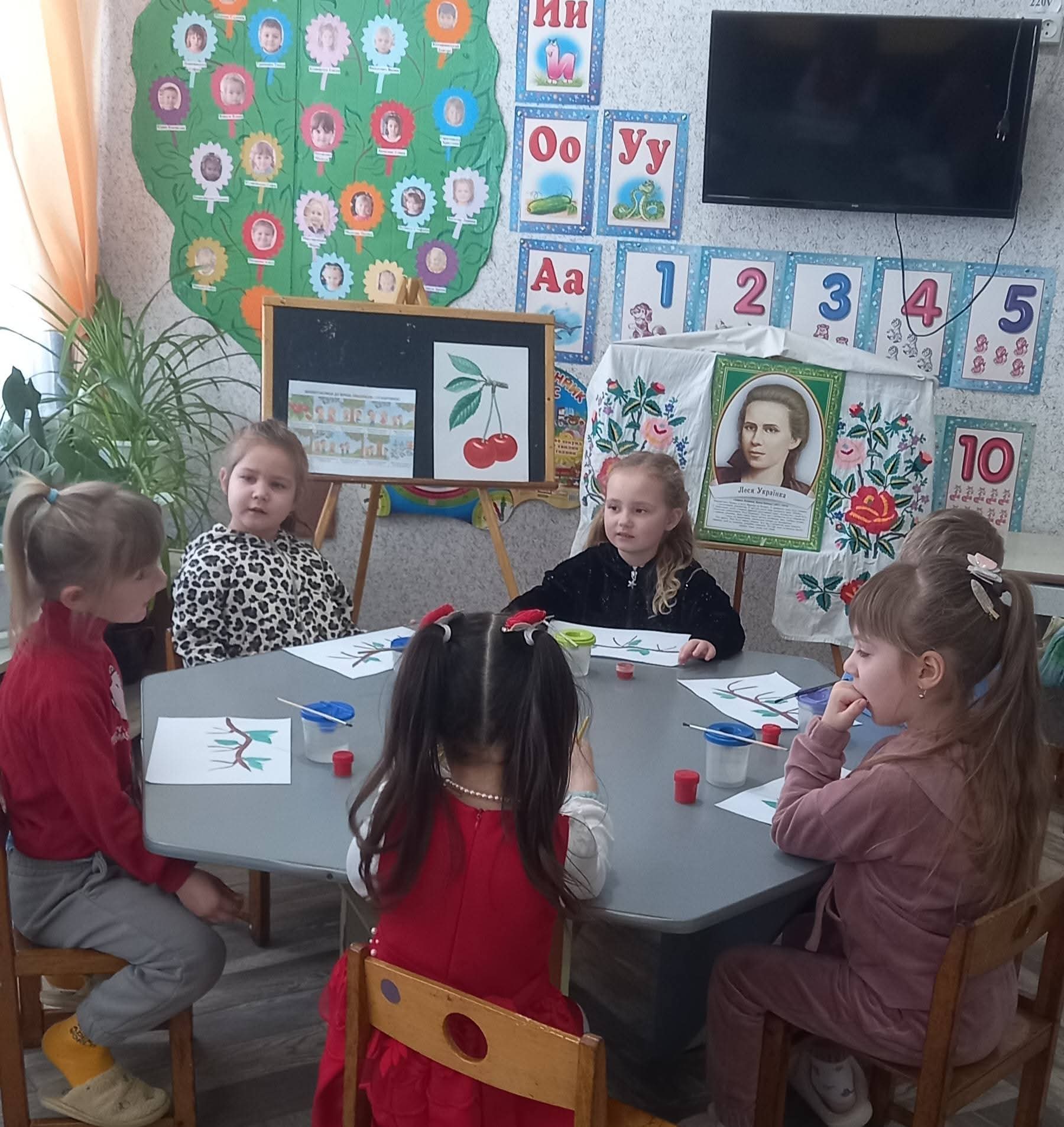Фото без опису