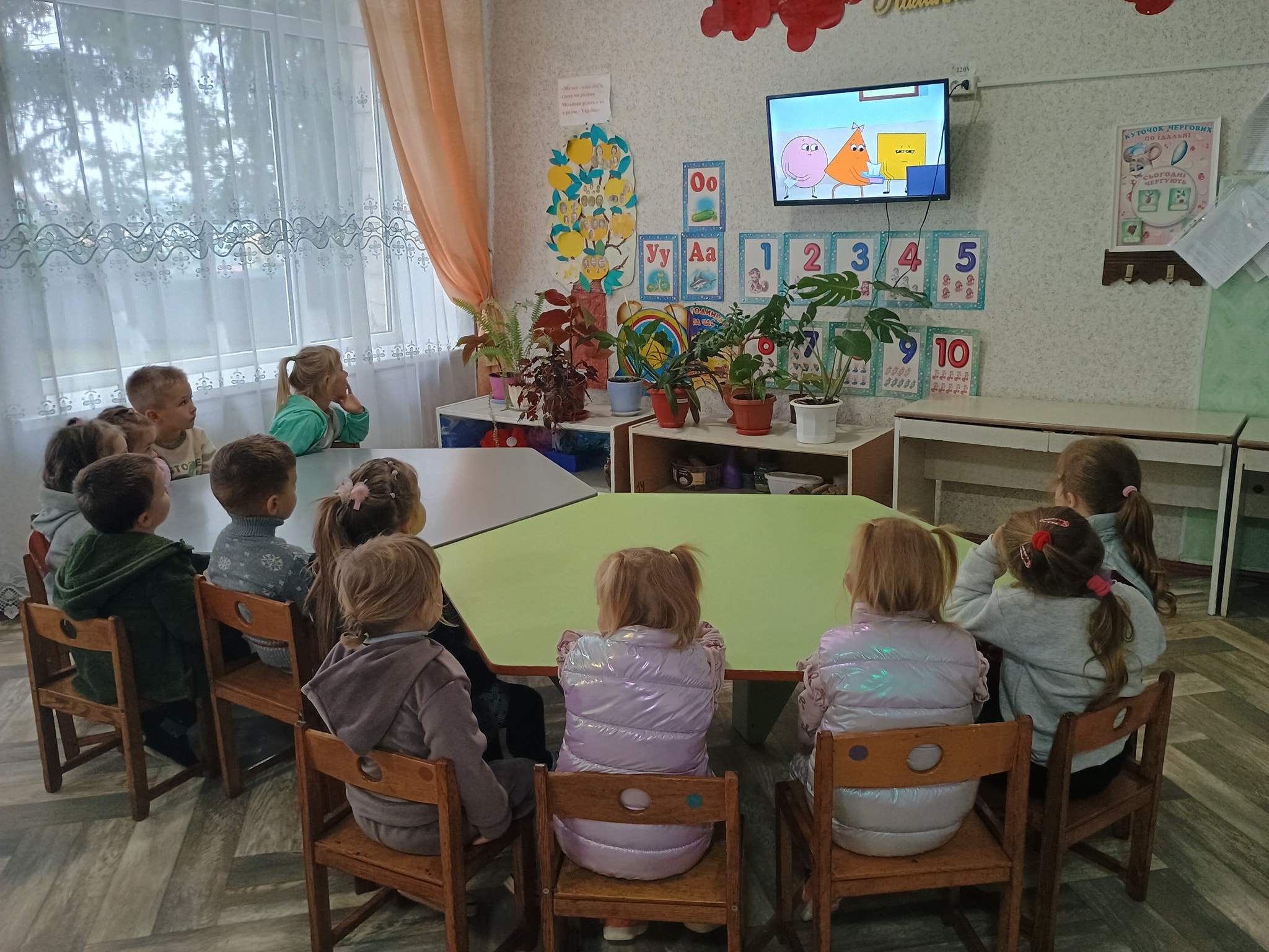 Фото без опису