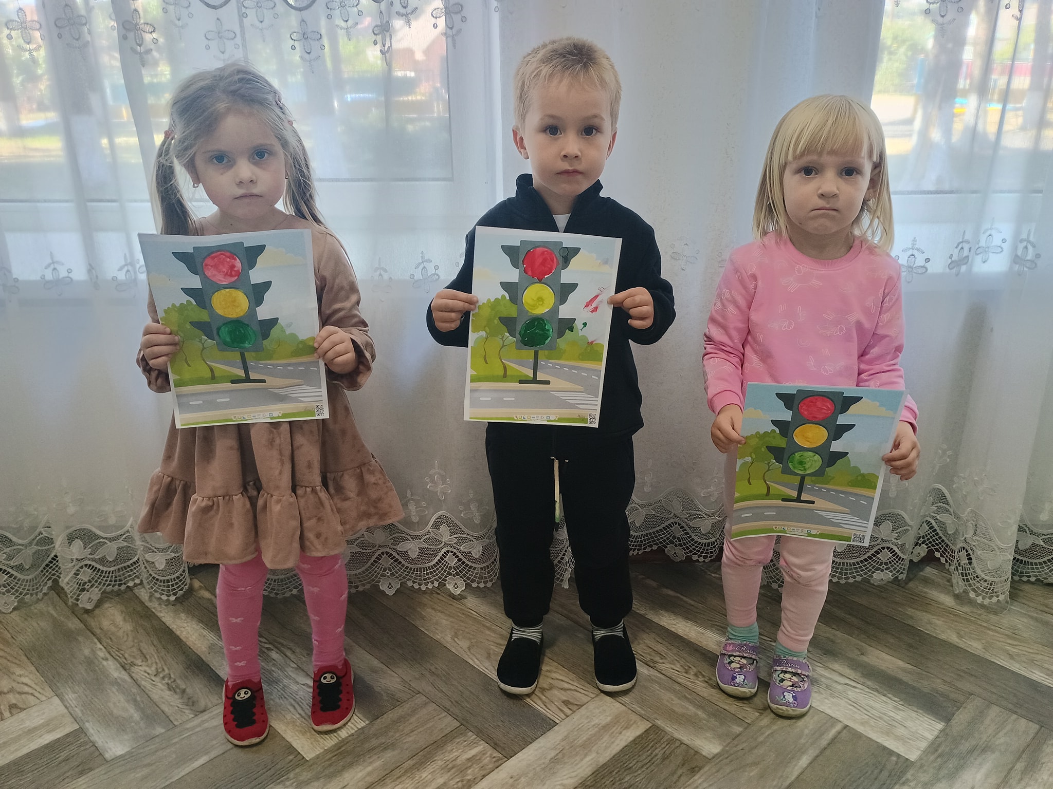 Фото без опису