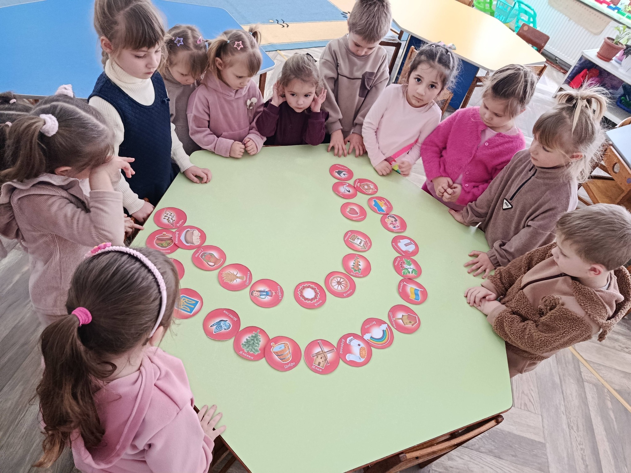 Фото без опису