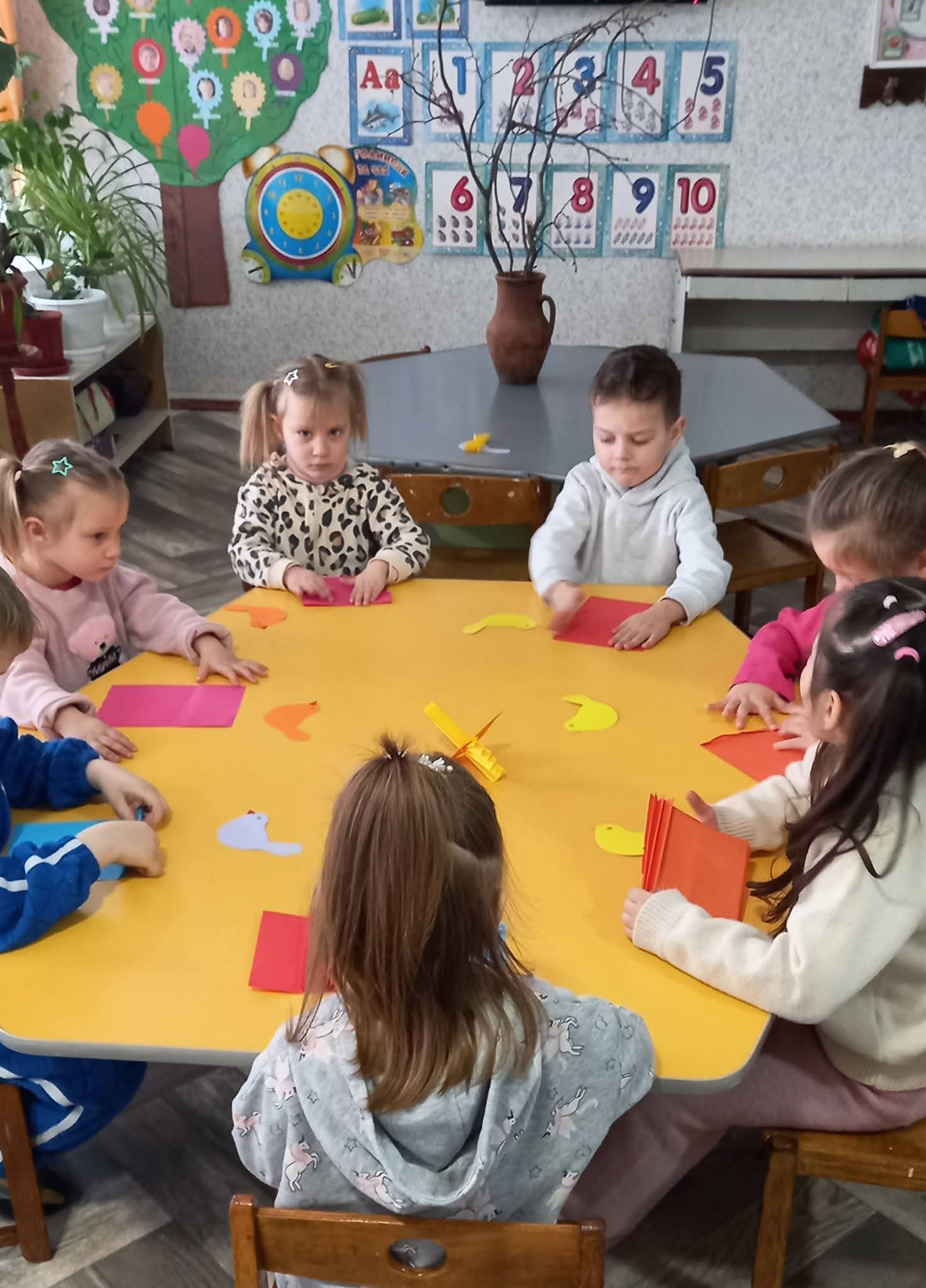 Фото без опису