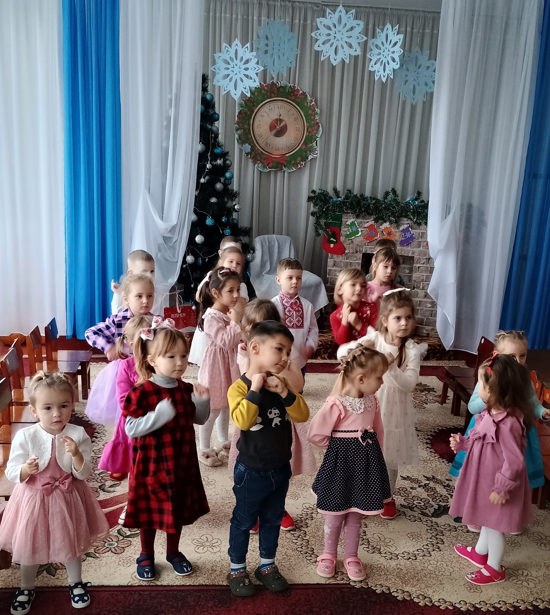 Фото без опису
