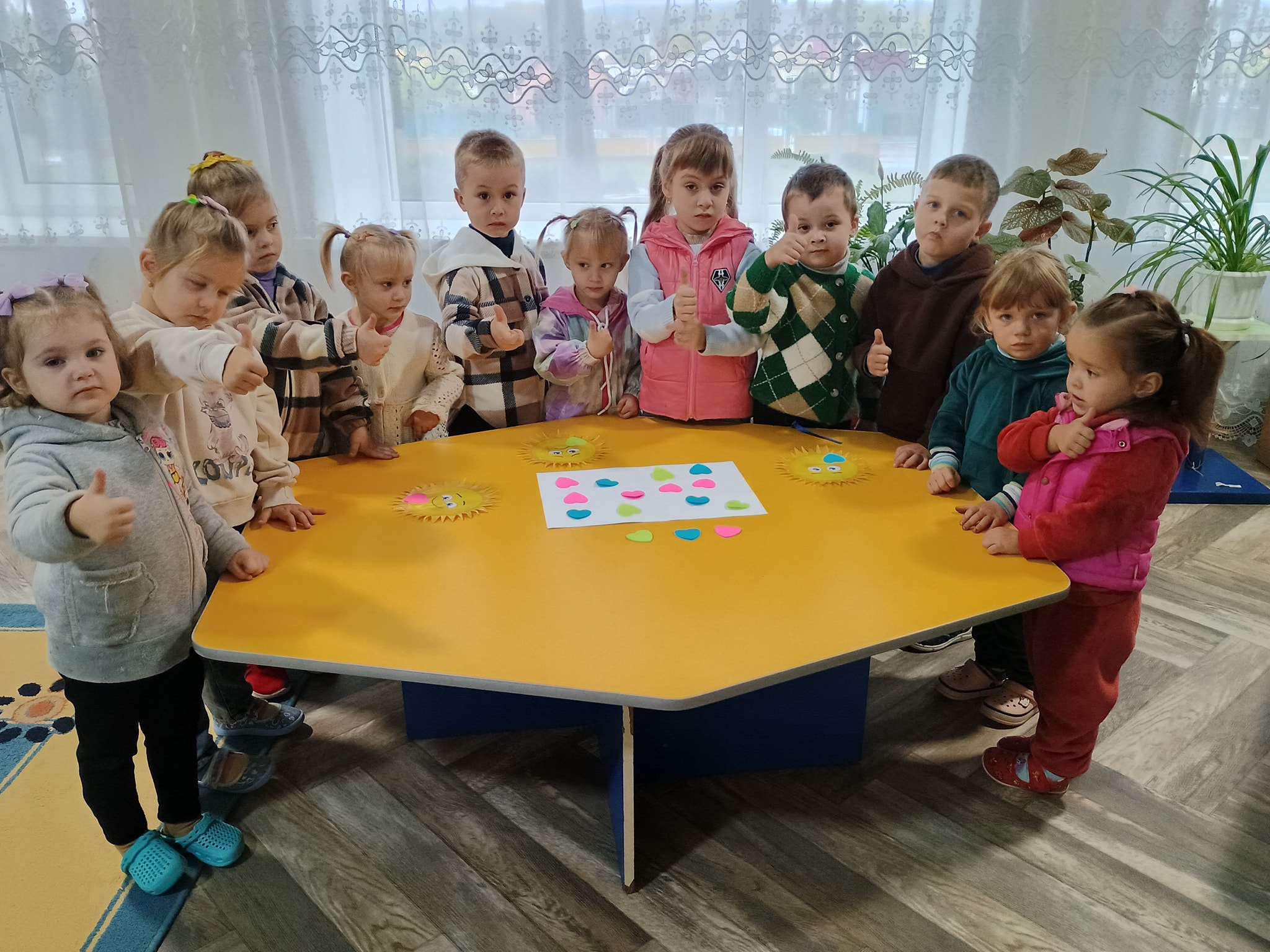 Фото без опису