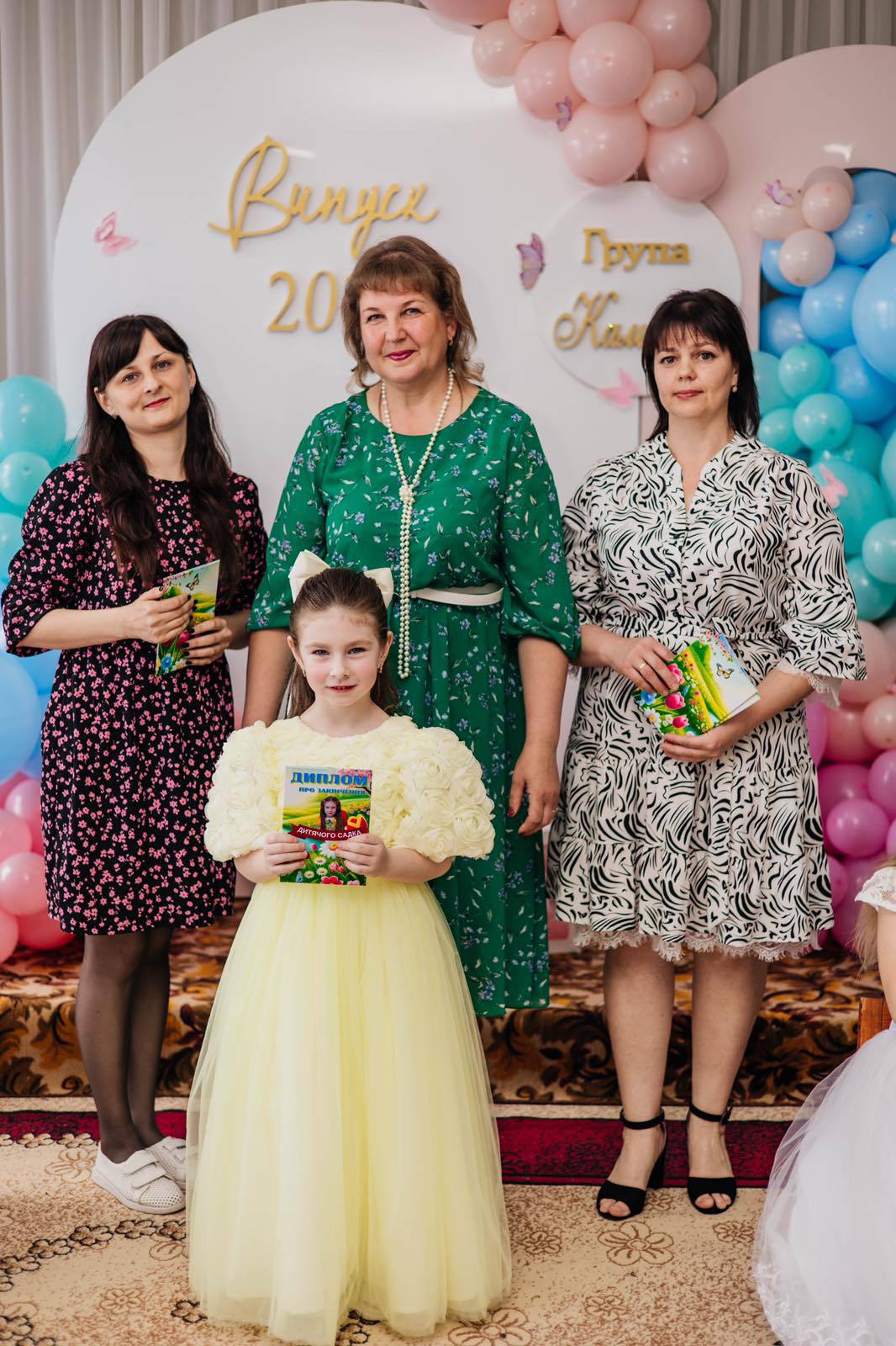 Фото без опису