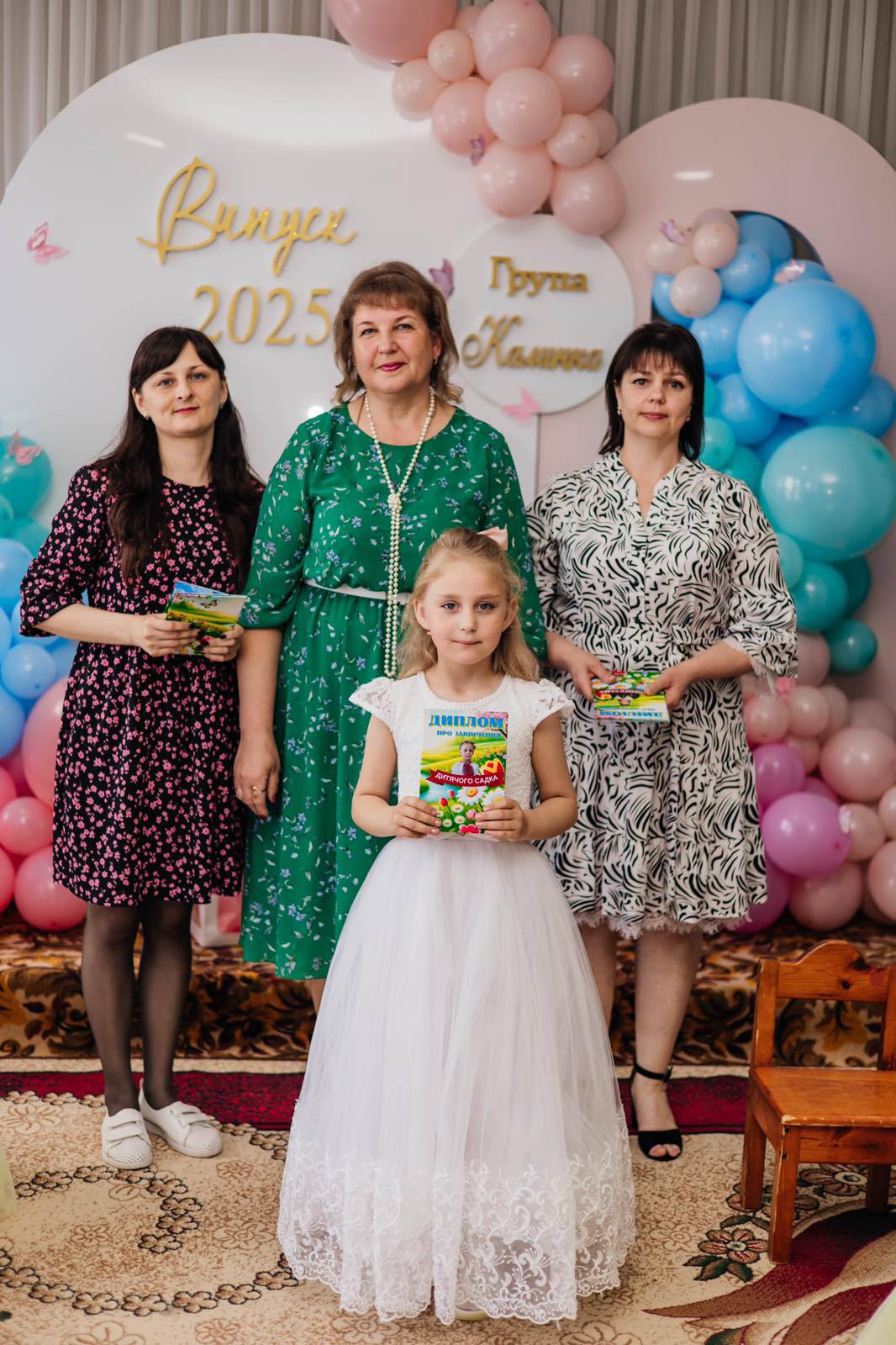 Фото без опису
