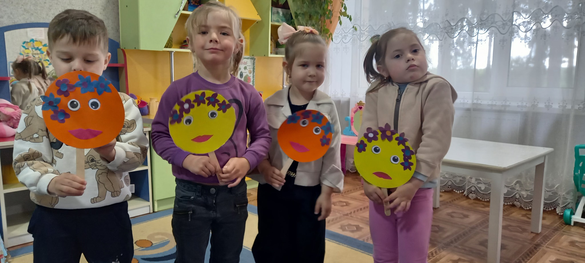Фото без опису