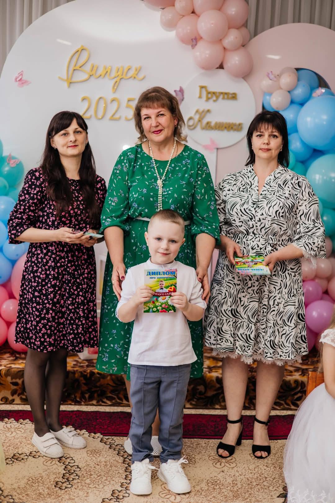 Фото без опису