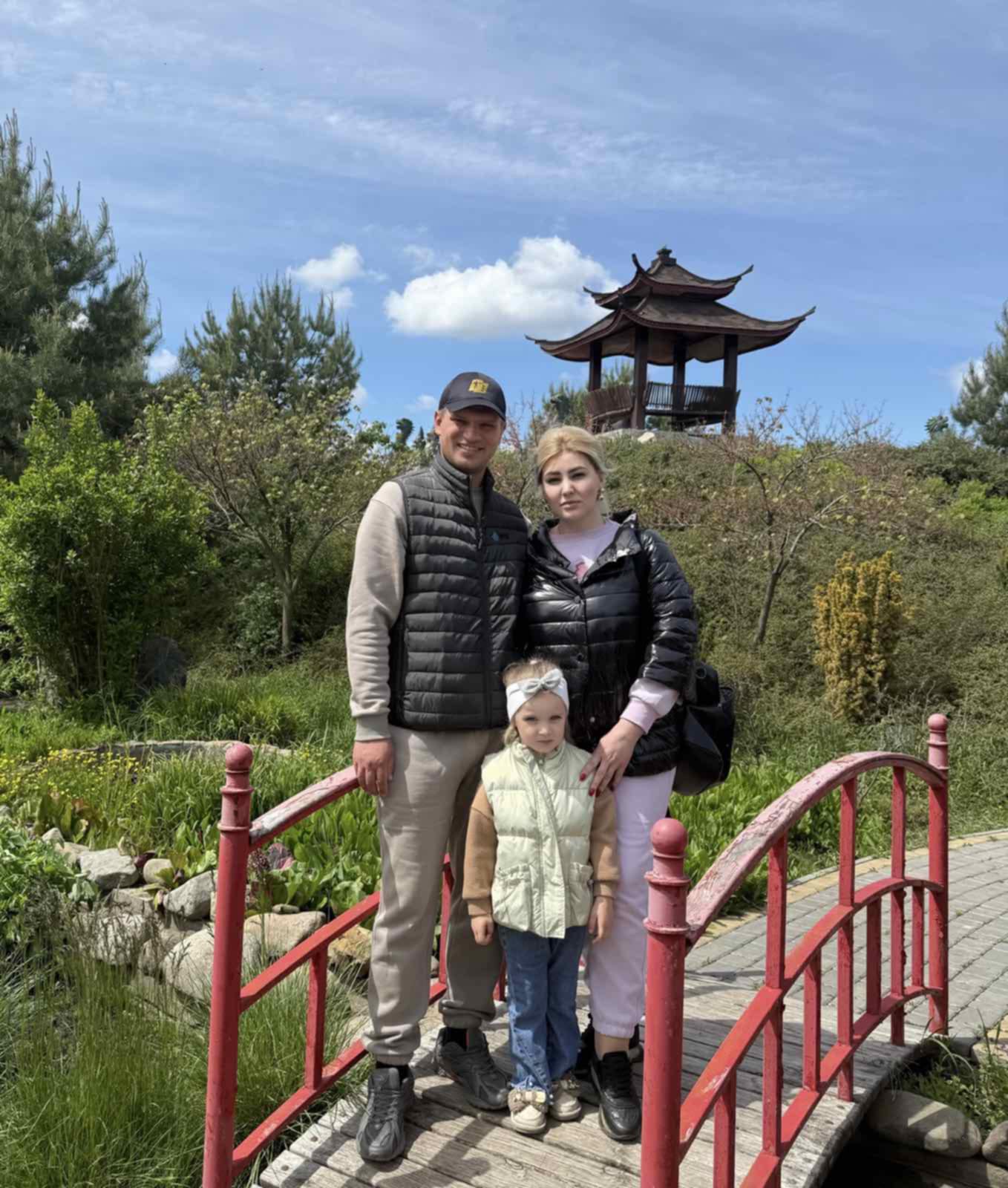 Фото без опису