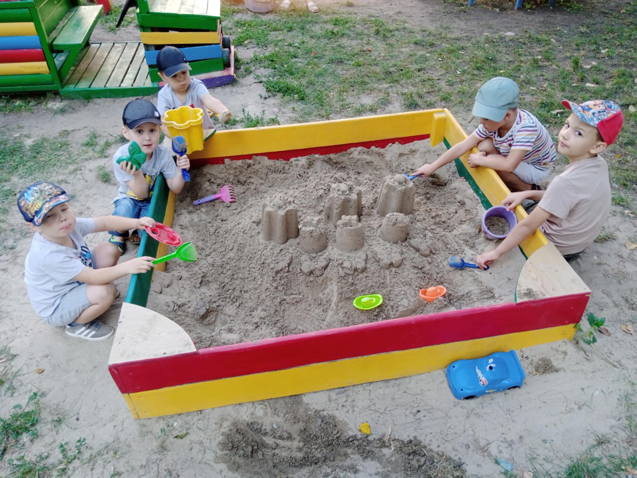 Фото без опису