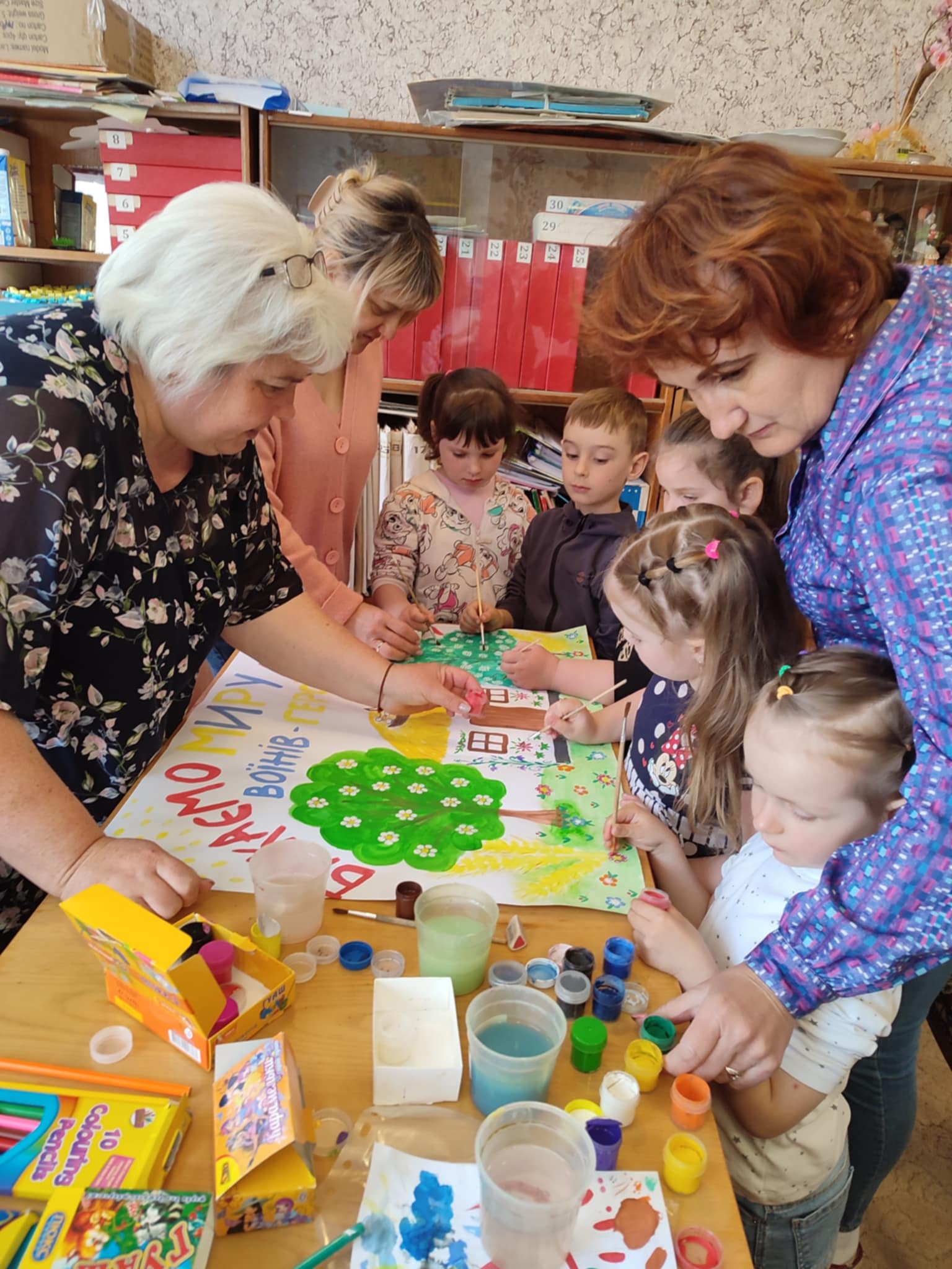 Фото без опису