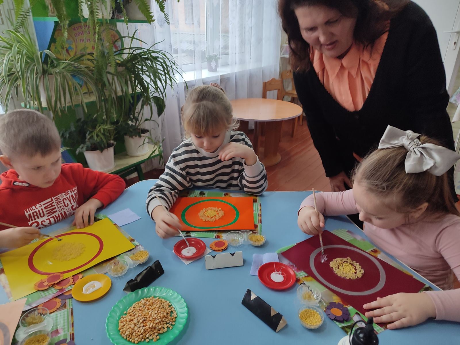 Фото без опису