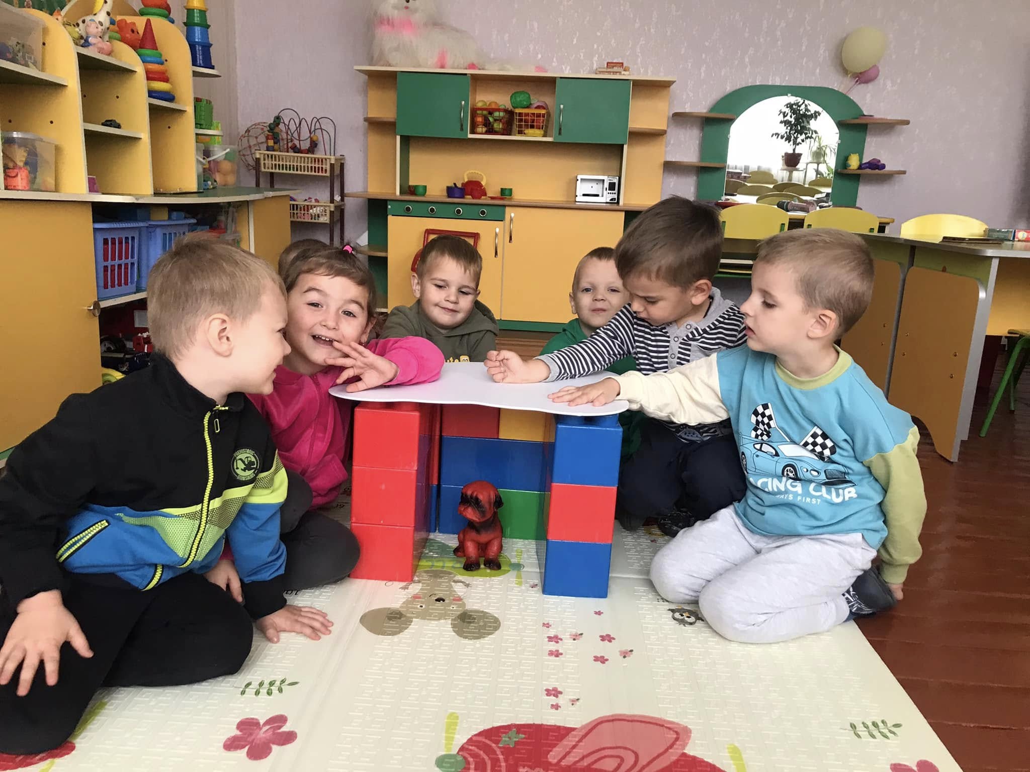 Фото без опису