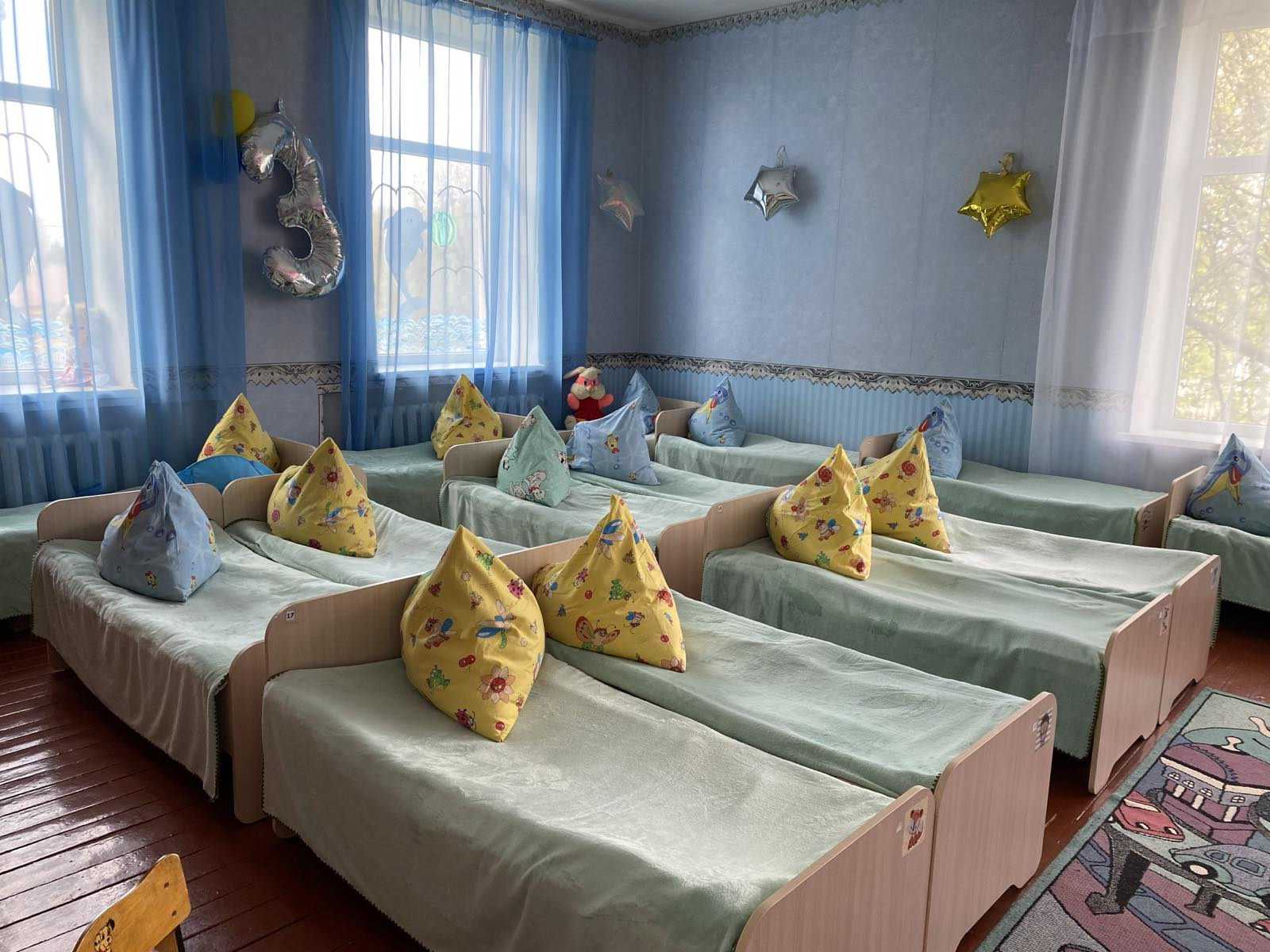 Фото без опису