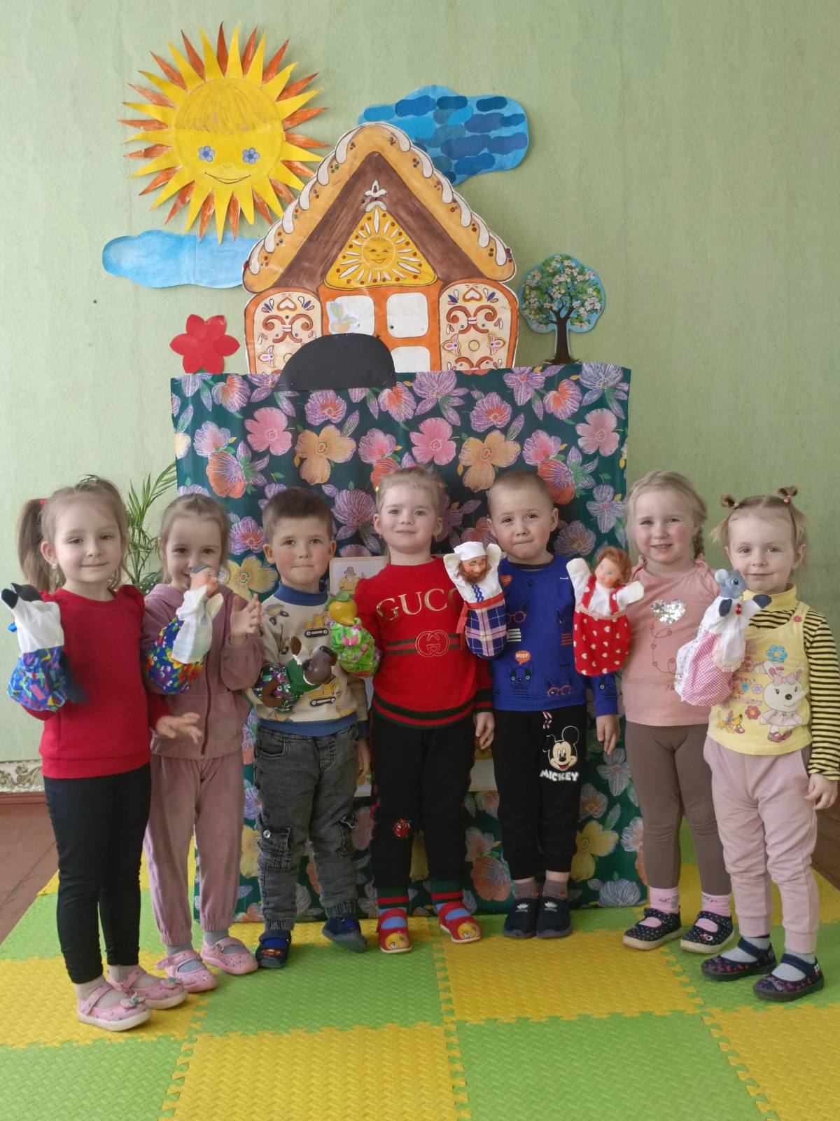 Фото без опису