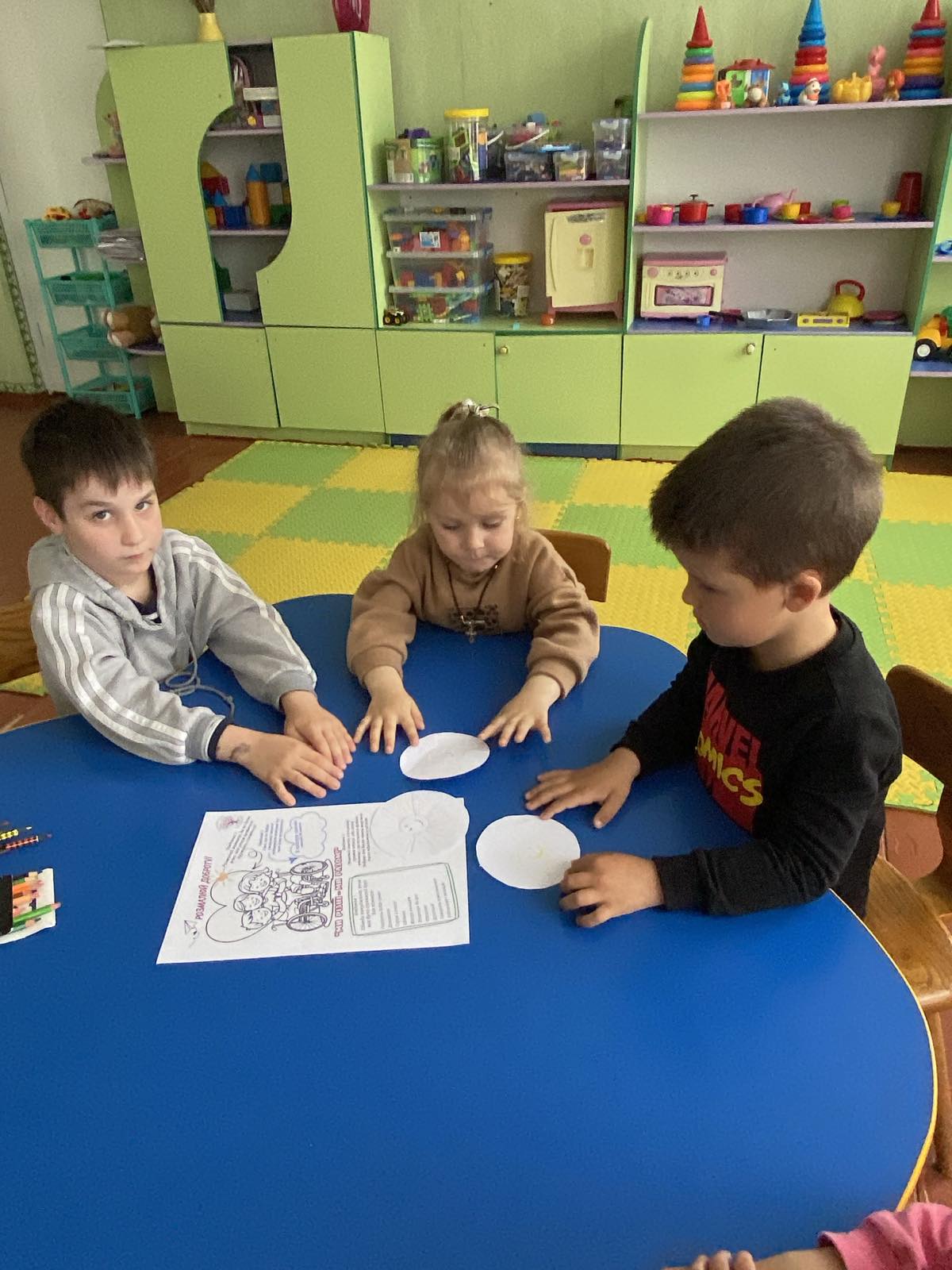 Фото без опису