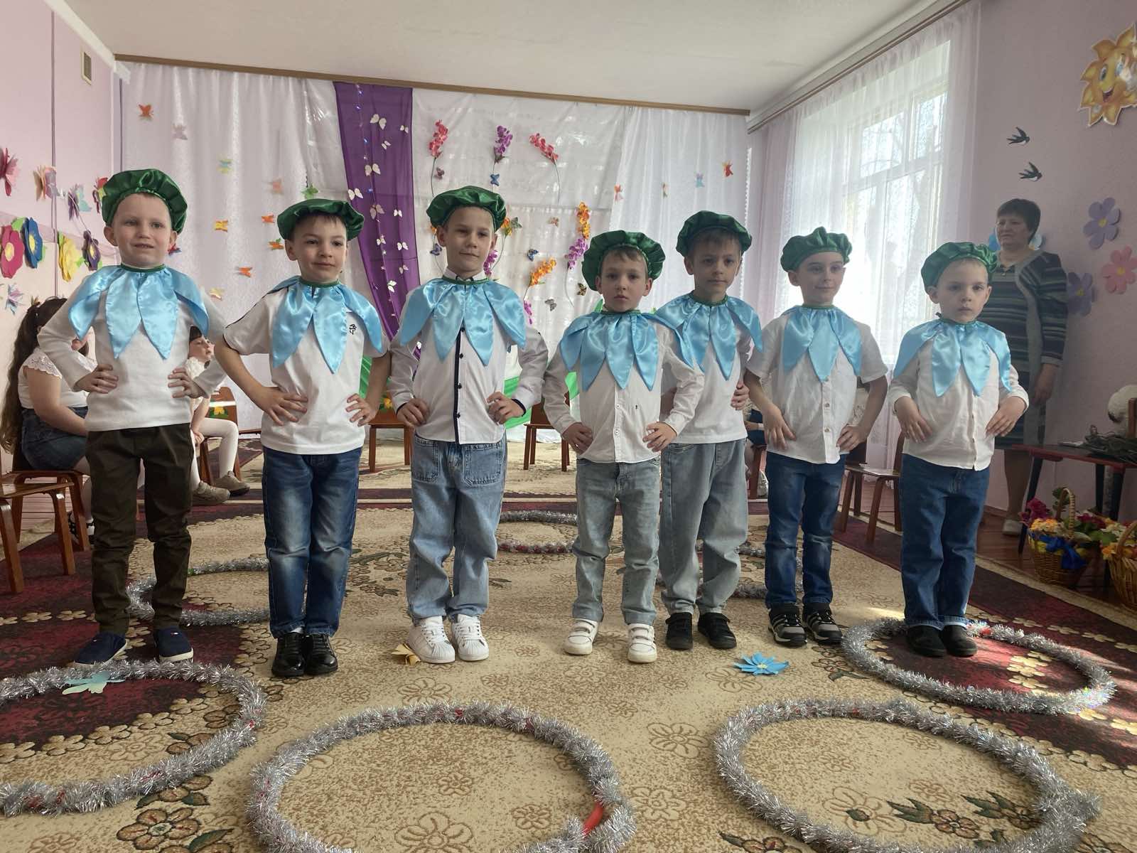 Фото без опису