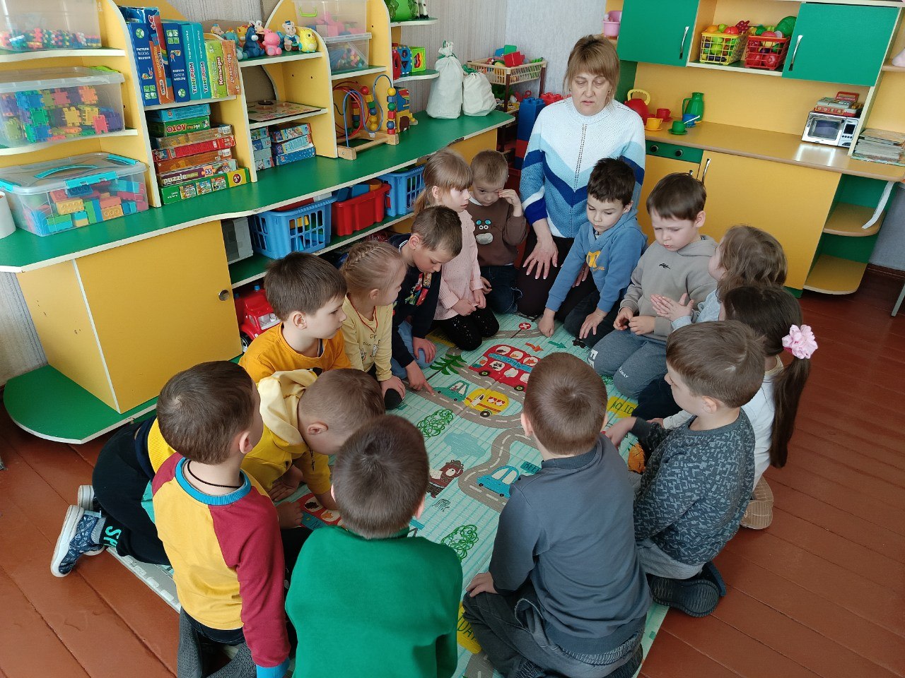 Фото без опису