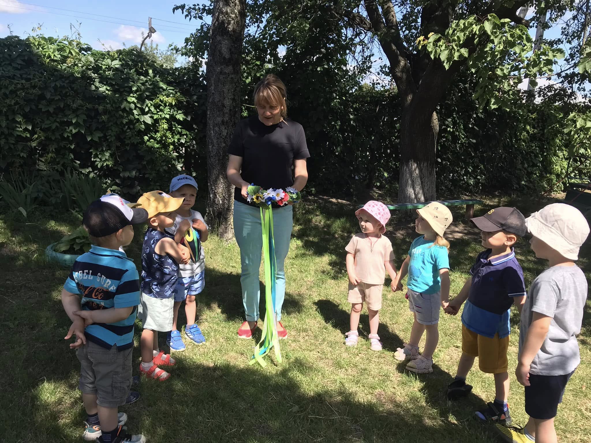 Фото без опису