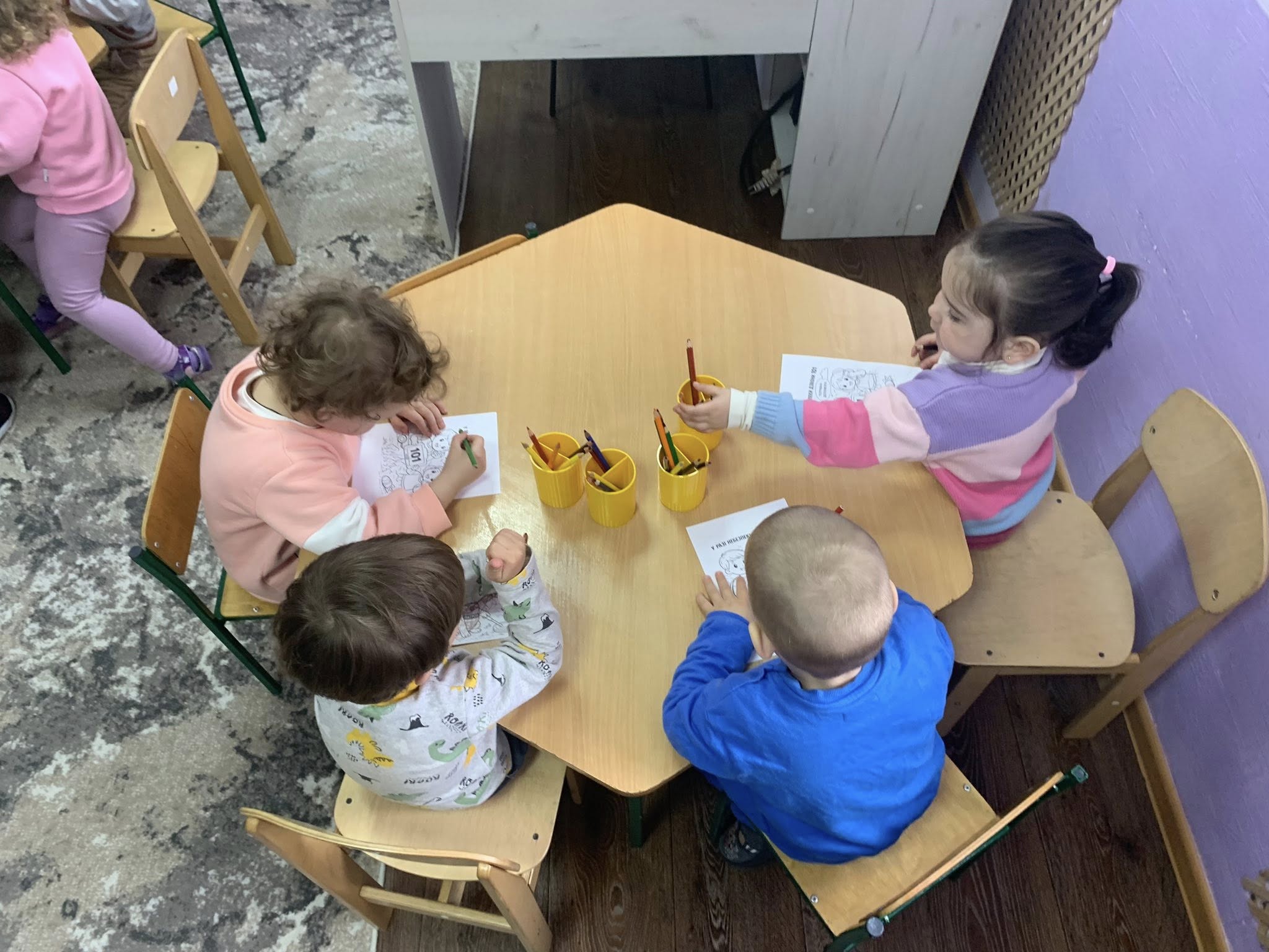 Фото без опису