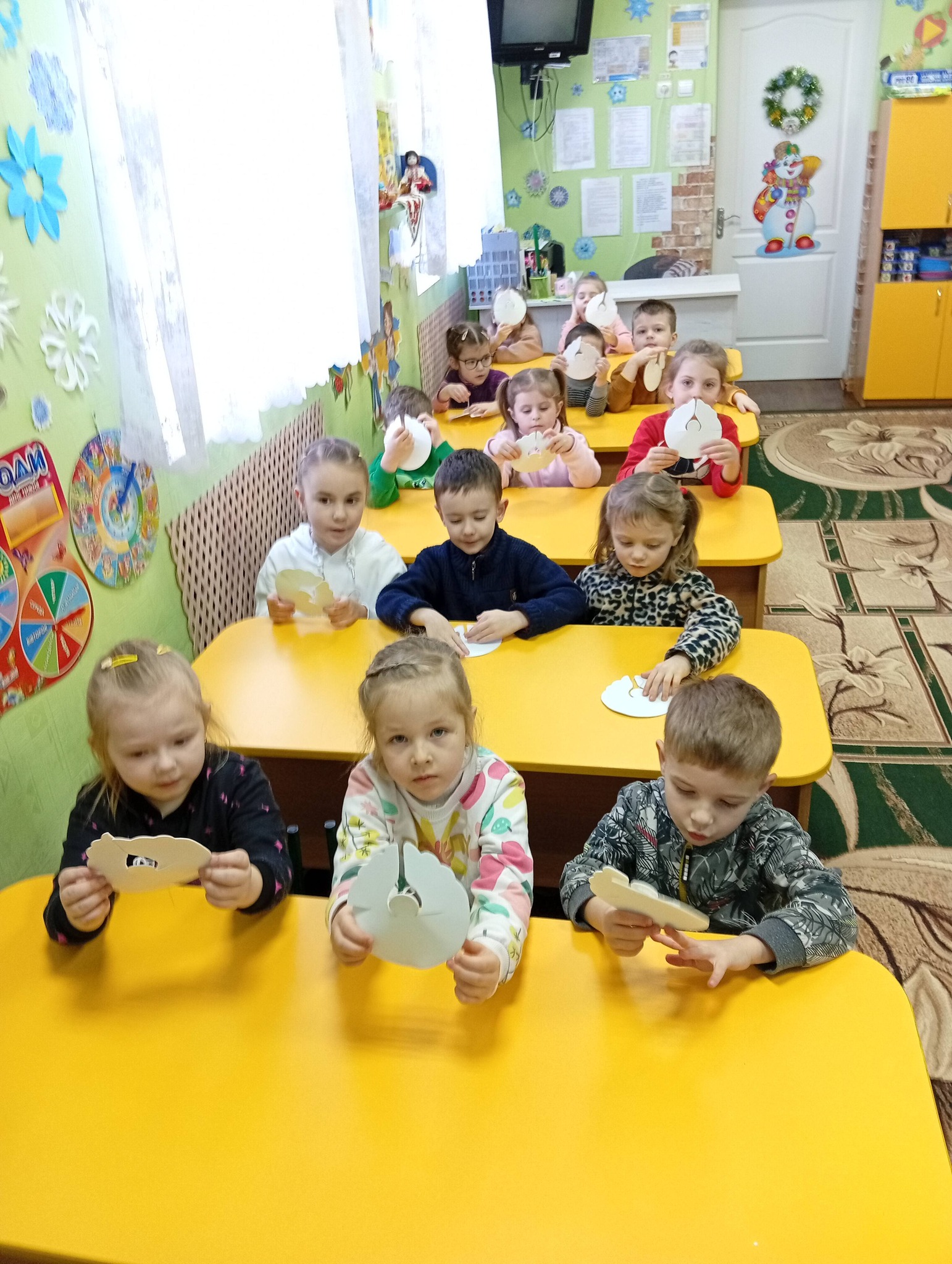 Фото без опису