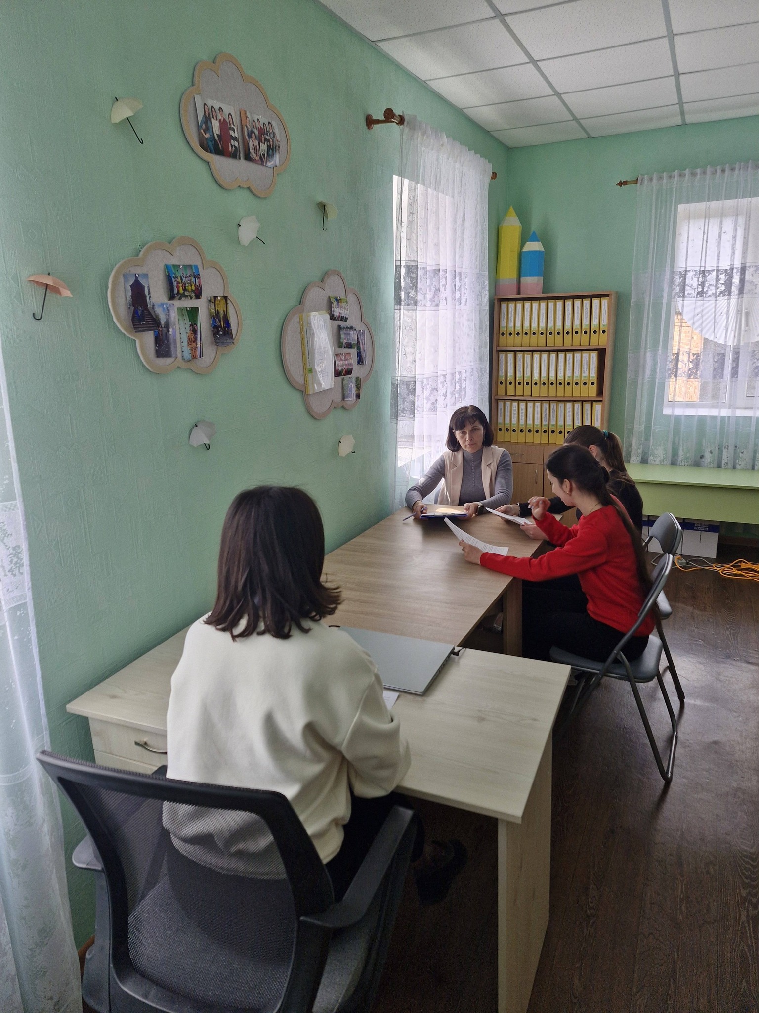 Фото без опису