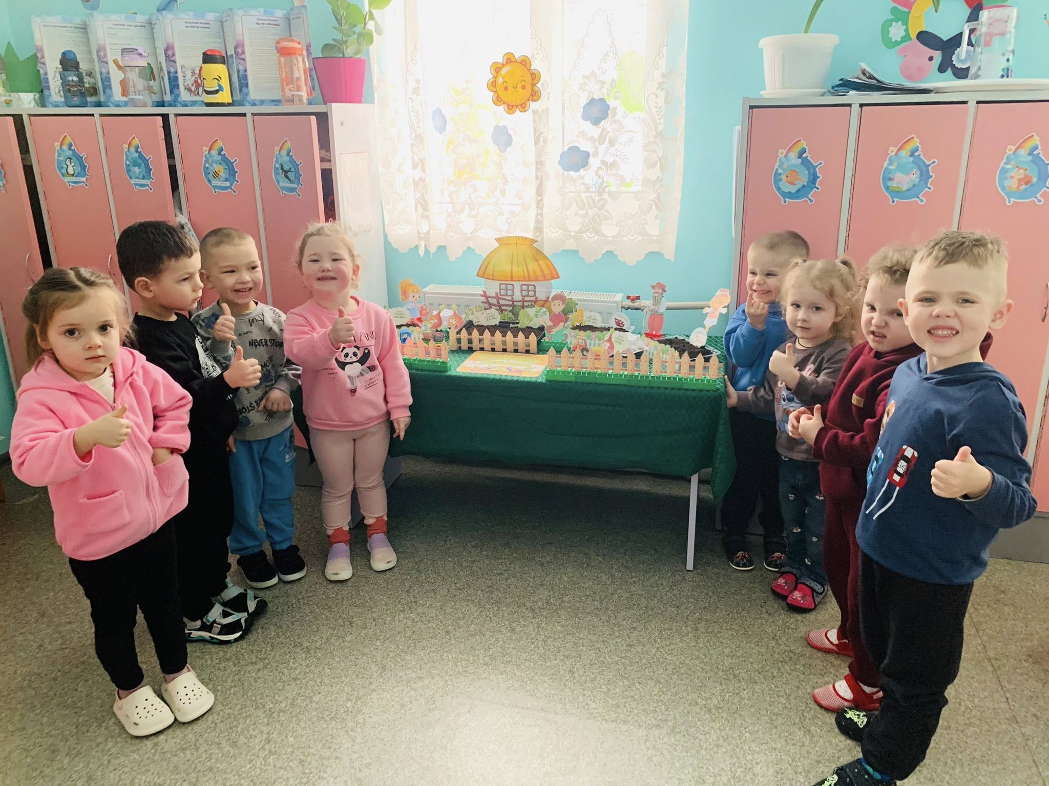 Фото без опису
