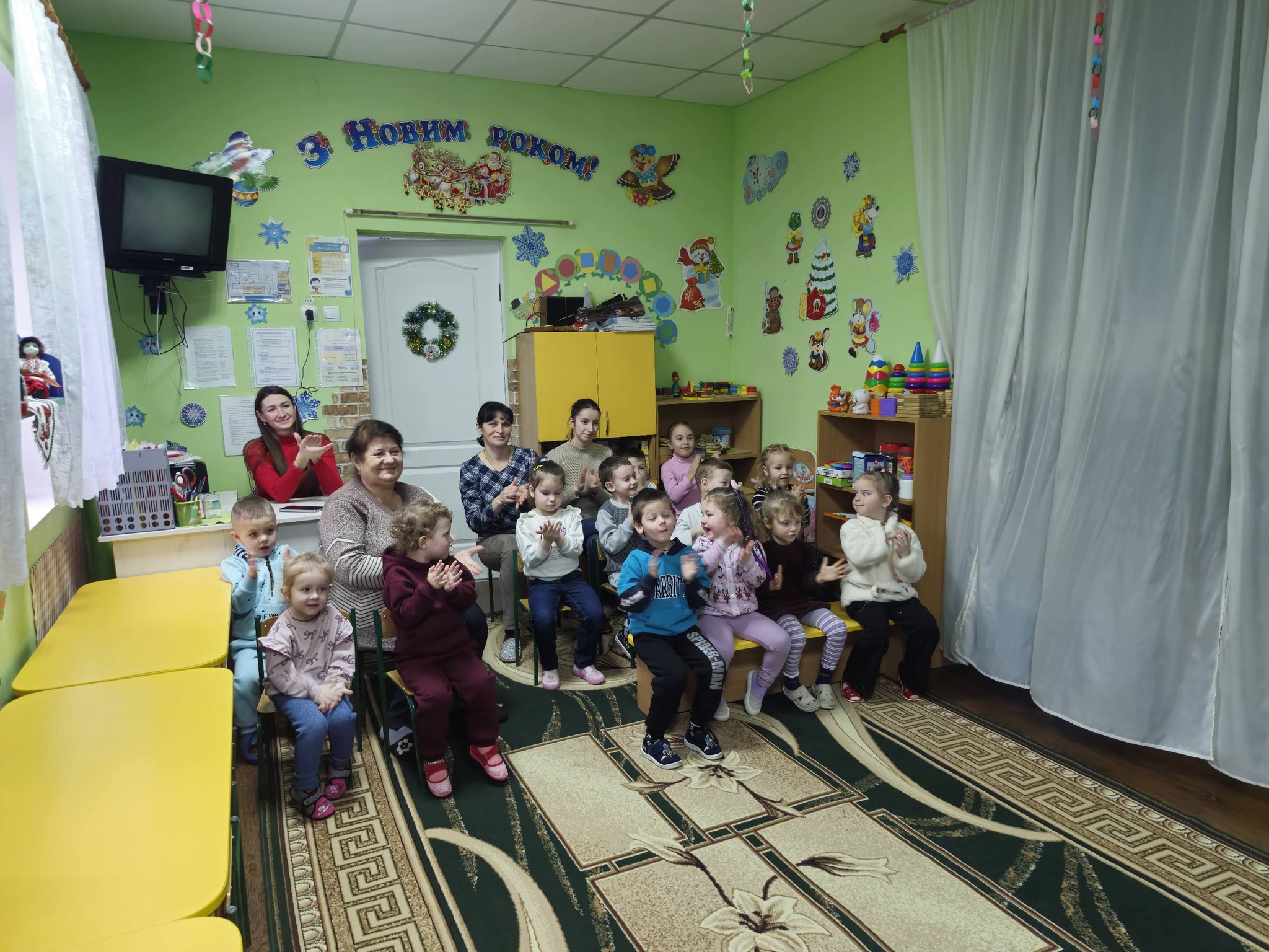 Фото без опису