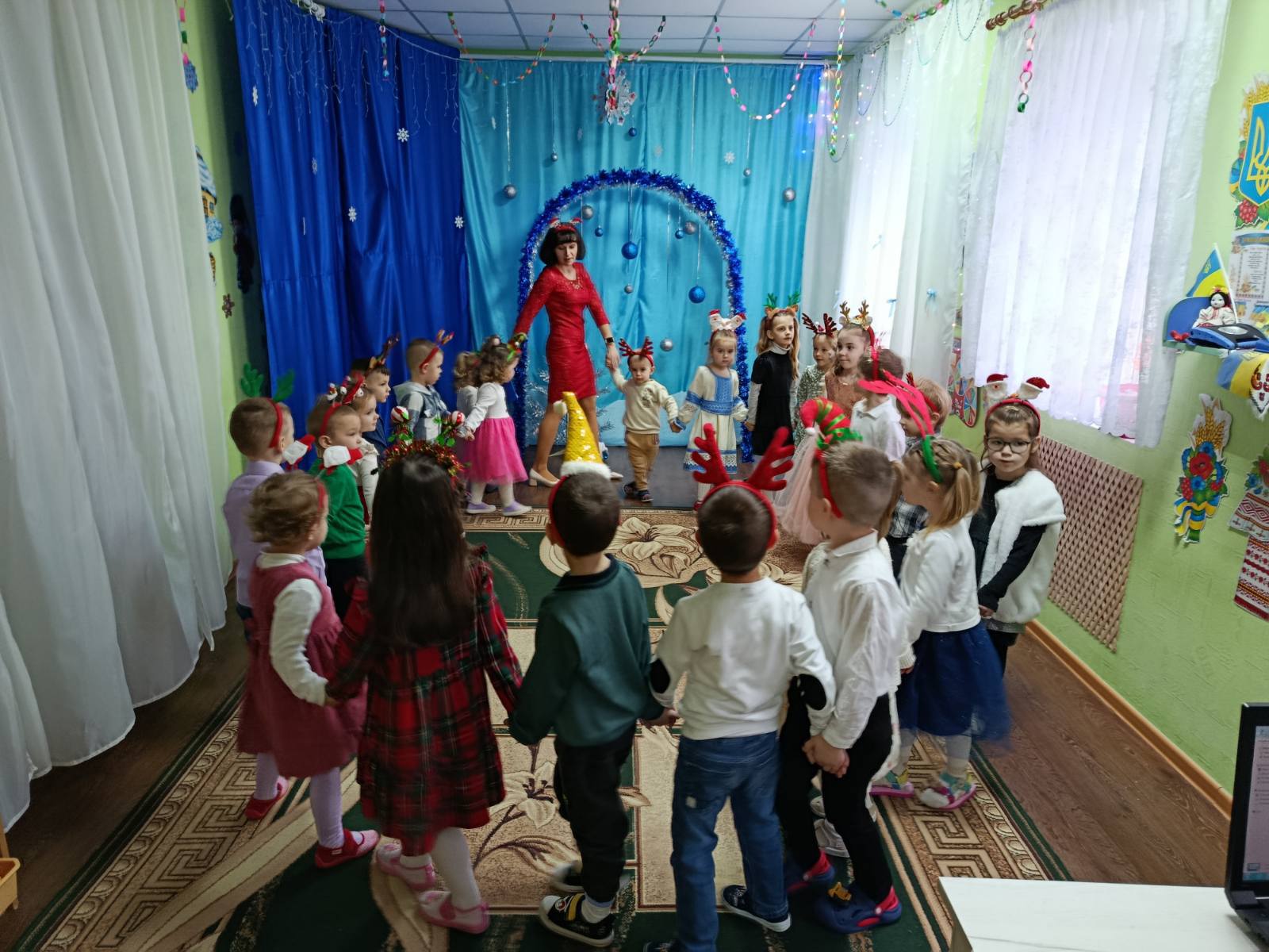 Фото без опису