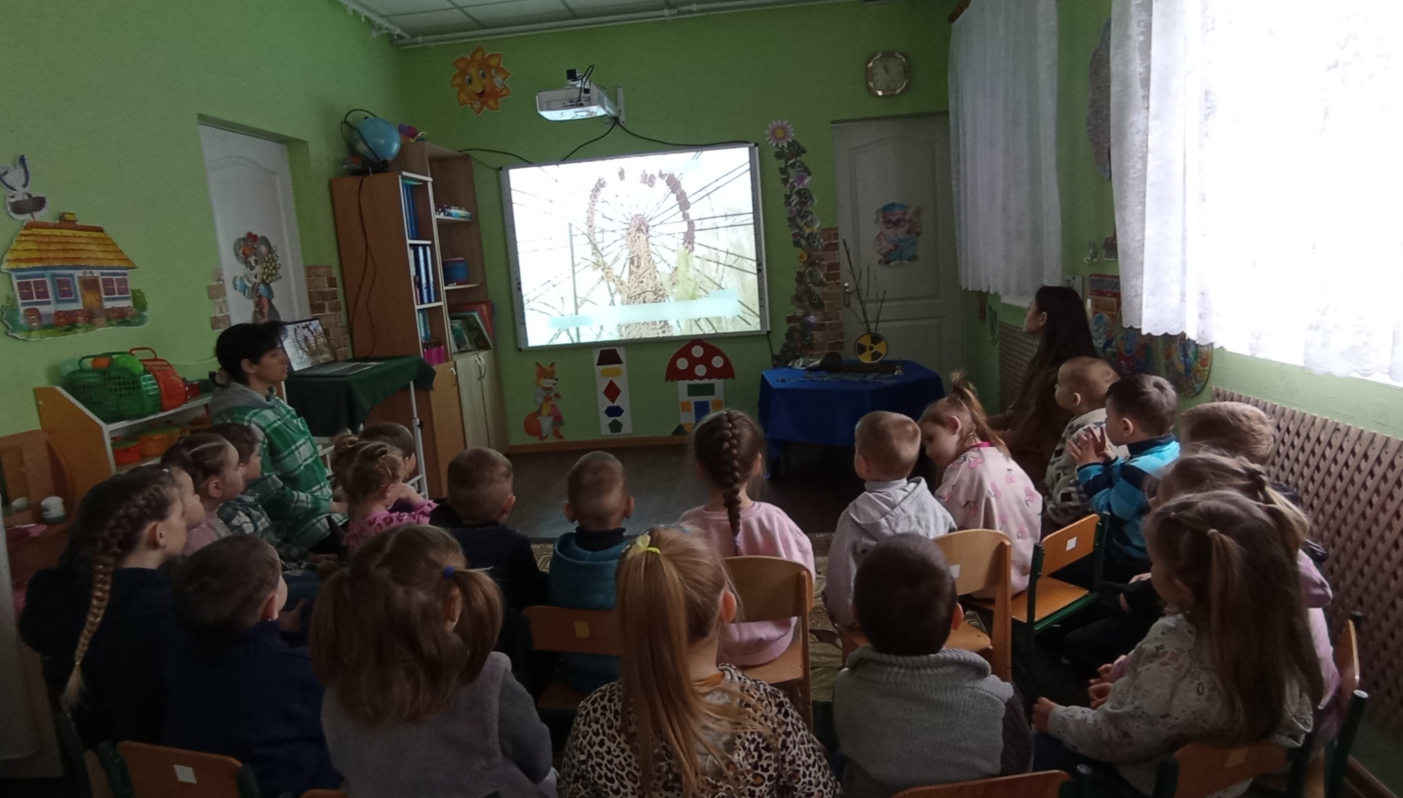Фото без опису