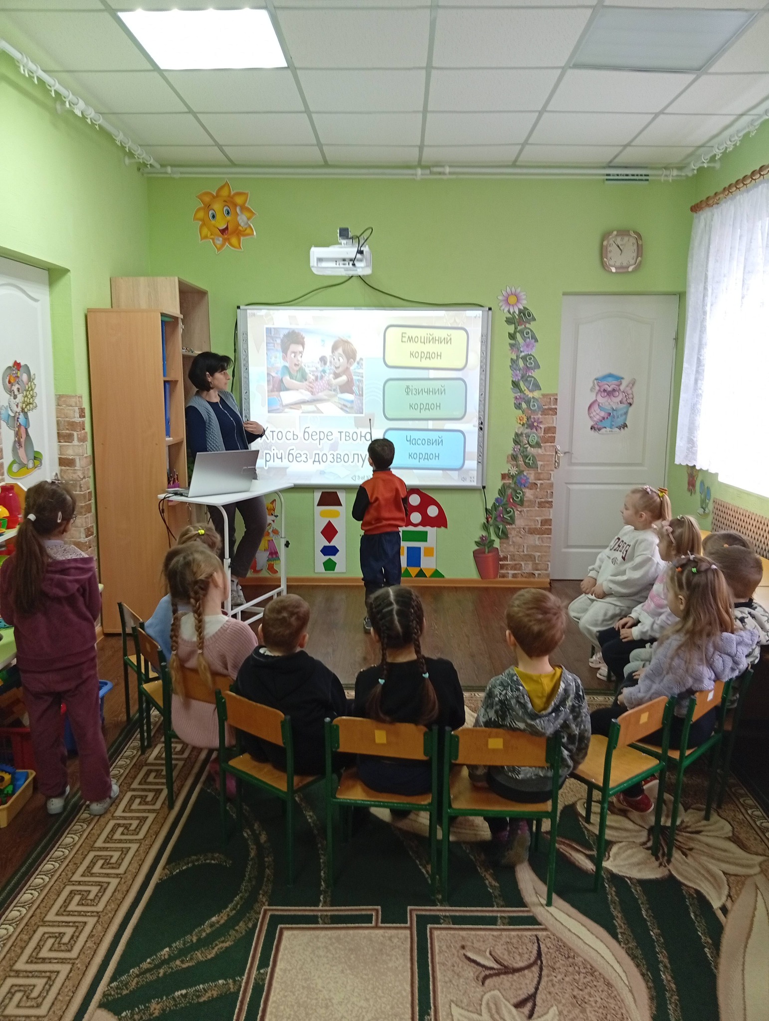 Фото без опису
