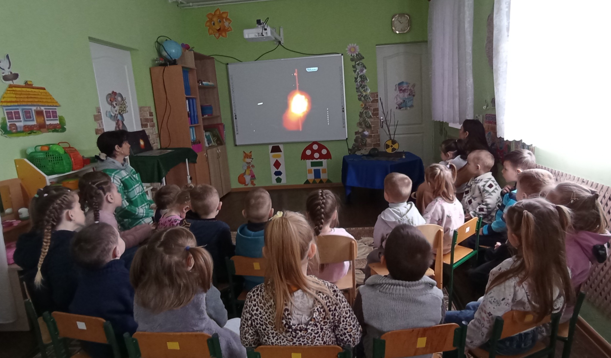 Фото без опису