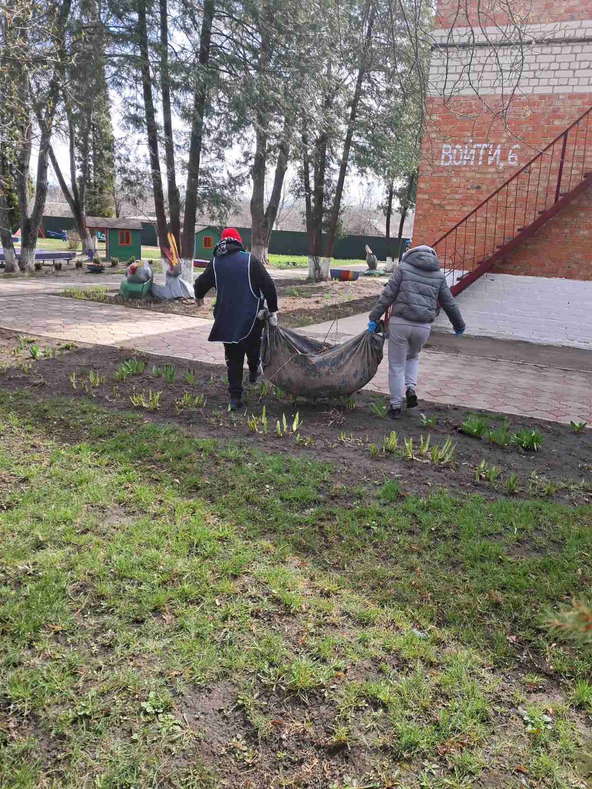 Фото без опису