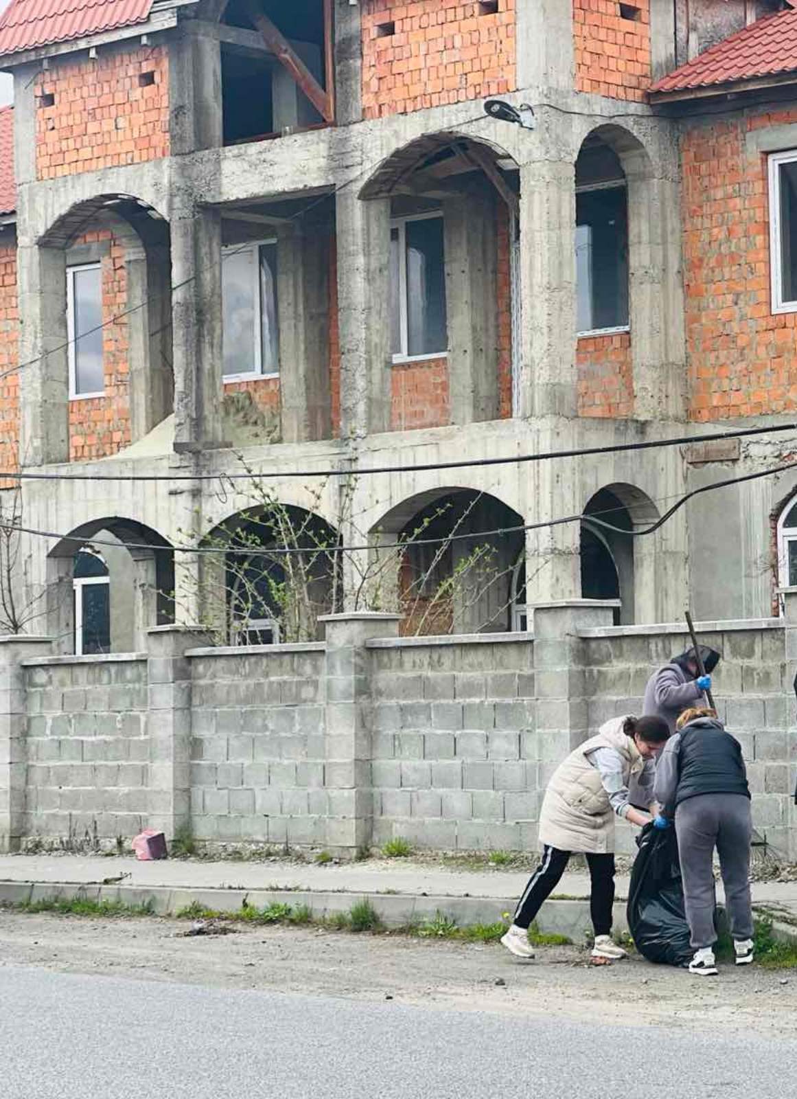 Фото без опису