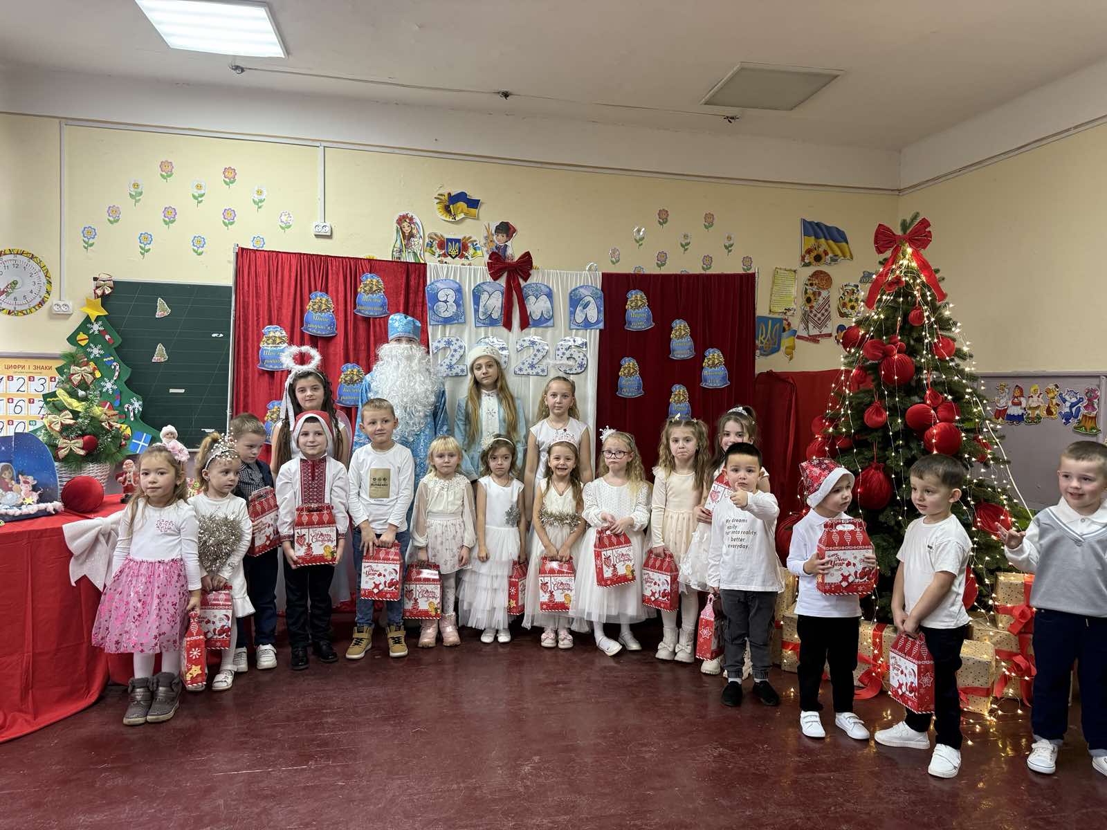 Фото без опису