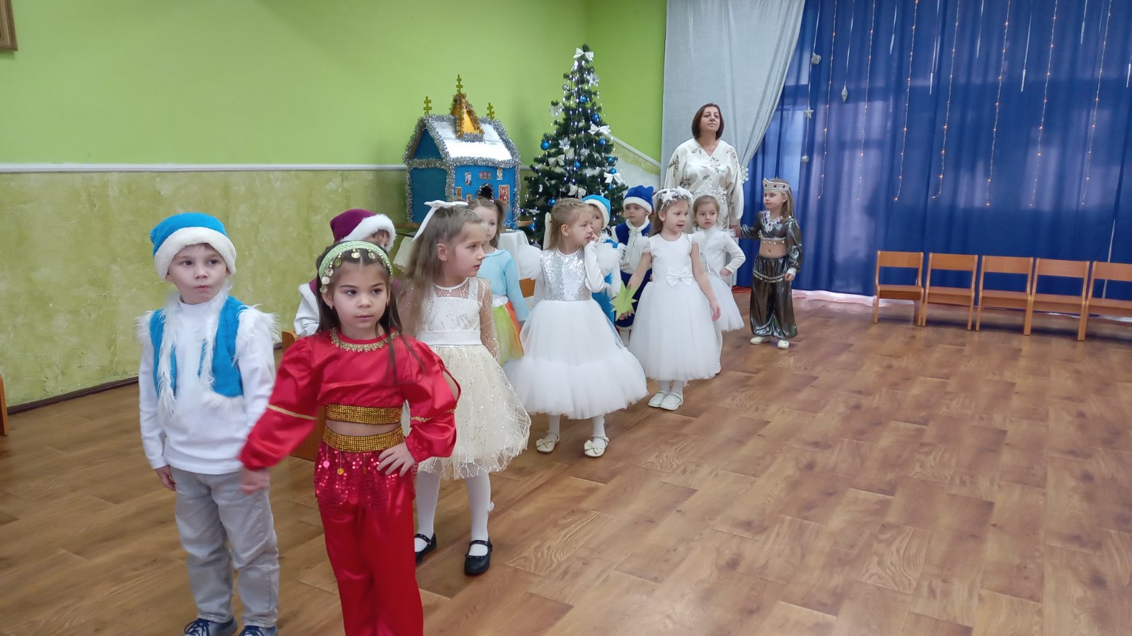 Фото без опису